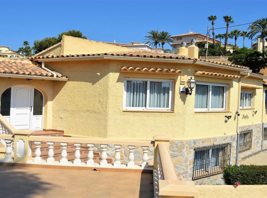 Sale - Villa -
Benissa - La Fustera