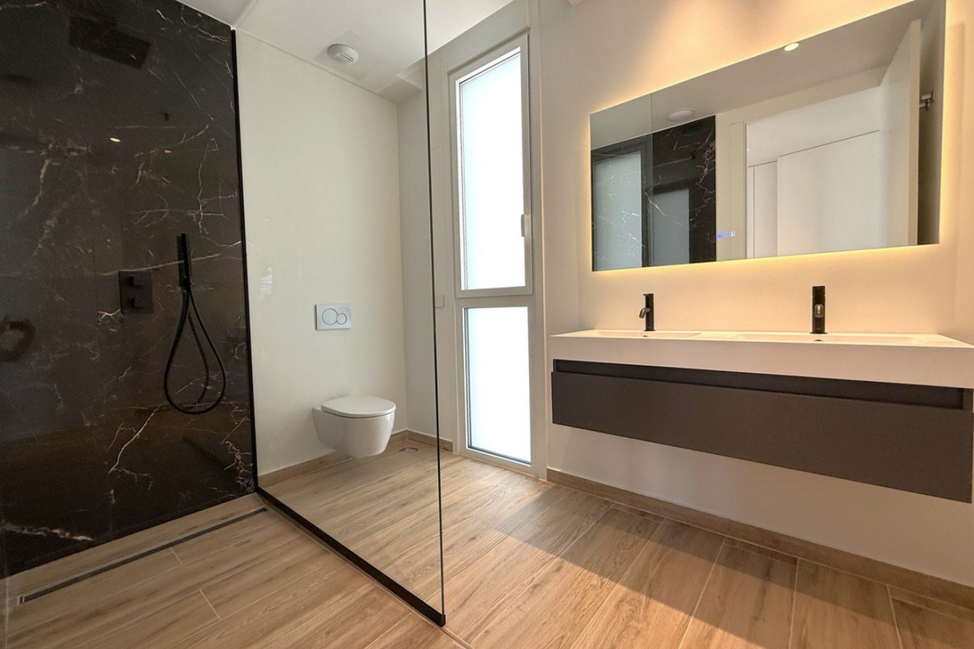 Sale - Villa -
Benissa - La Fustera