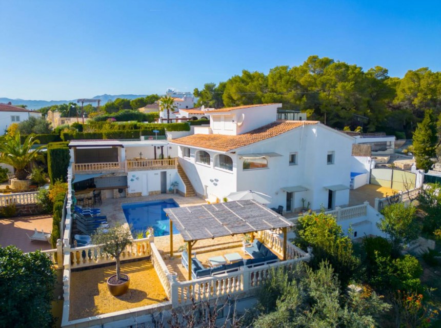 Sale - Villa -
Benissa - La Fustera