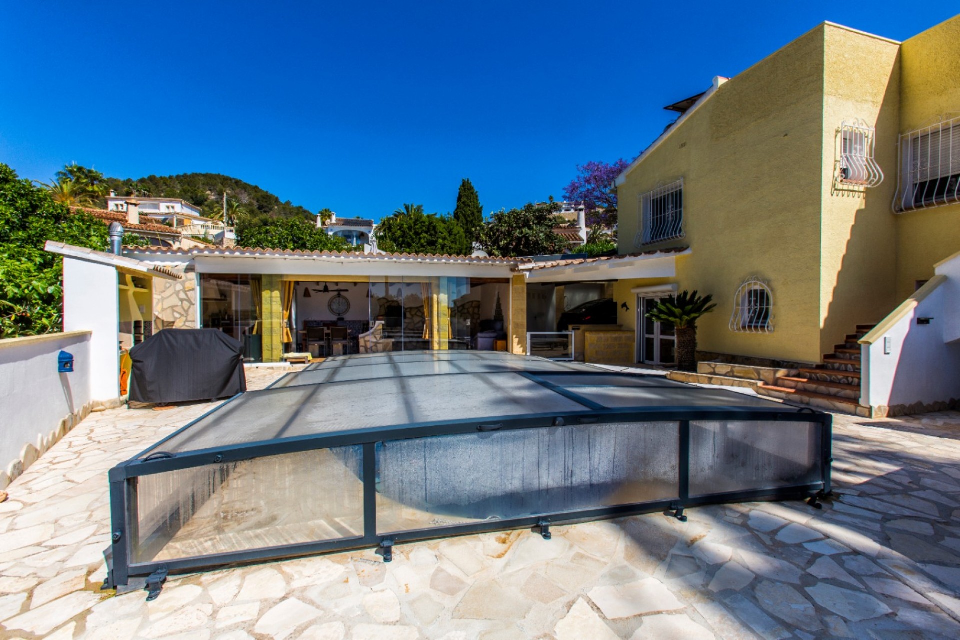 Sale - Villa -
Benissa - La Vina