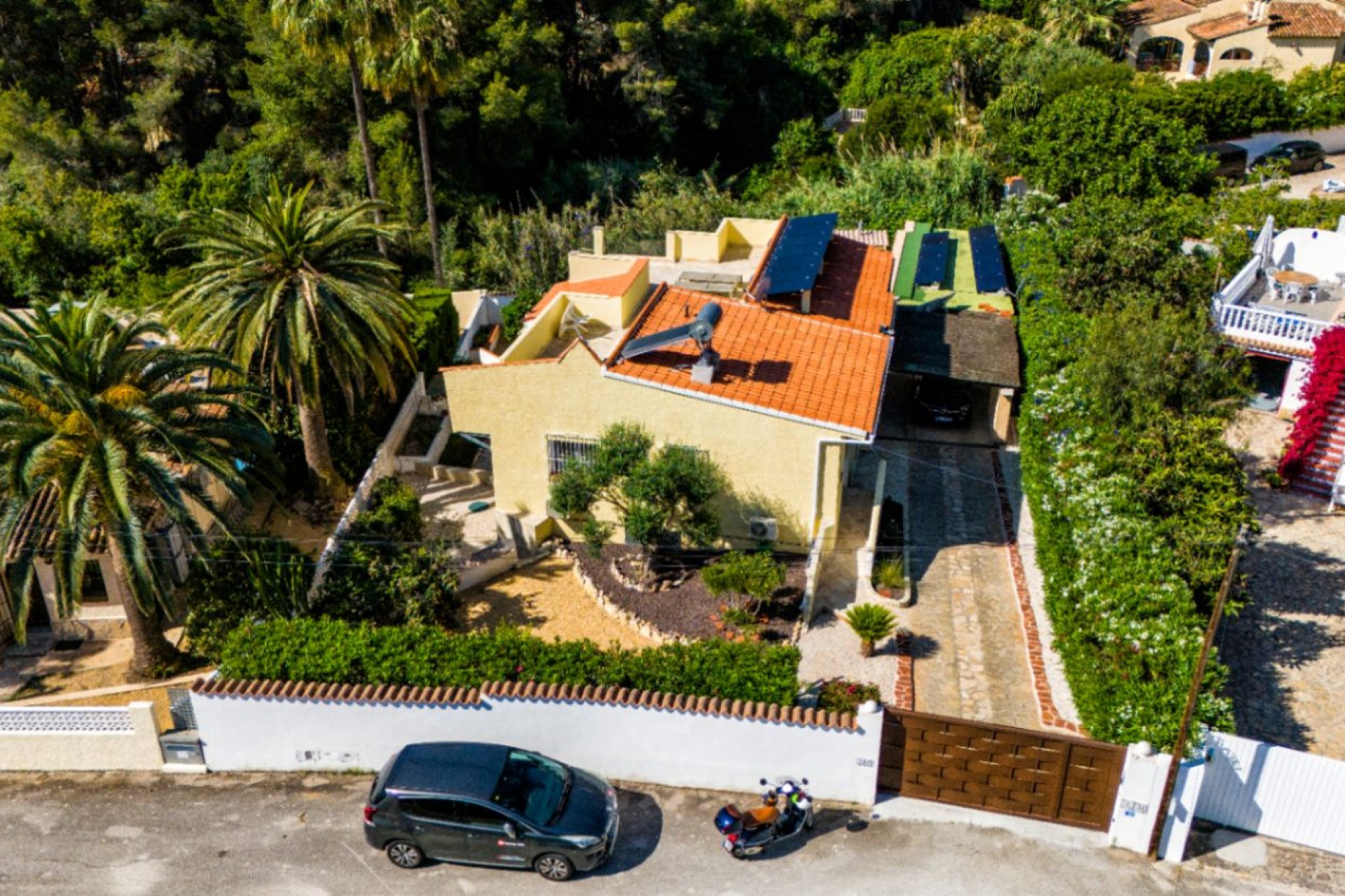 Sale - Villa -
Benissa - La Vina