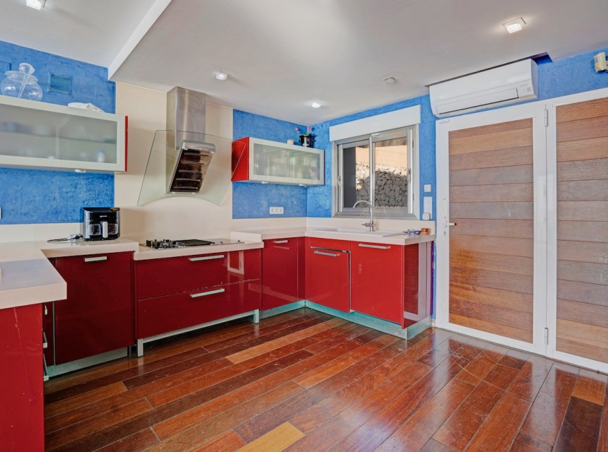 Sale - Villa -
Benissa - Les Basetes