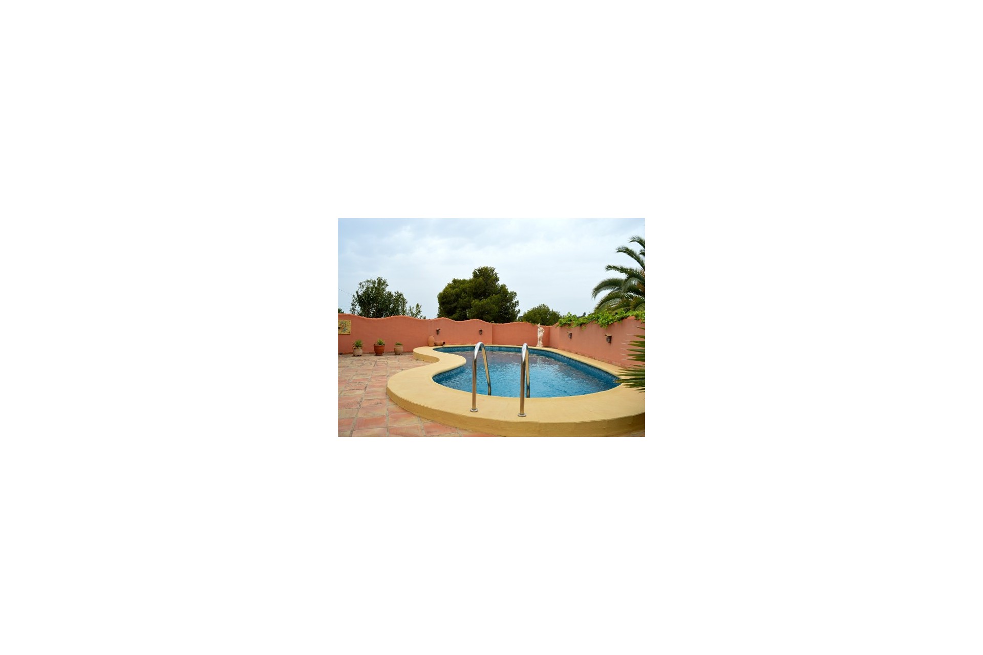 Sale - Villa -
Benissa - Montemar