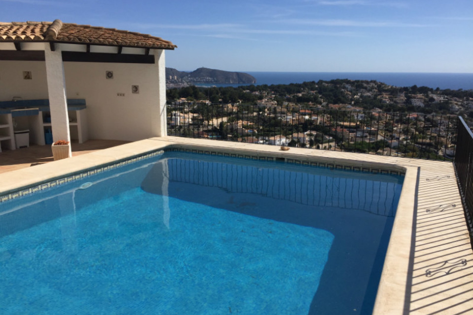 Sale - Villa -
Benissa - Montemar