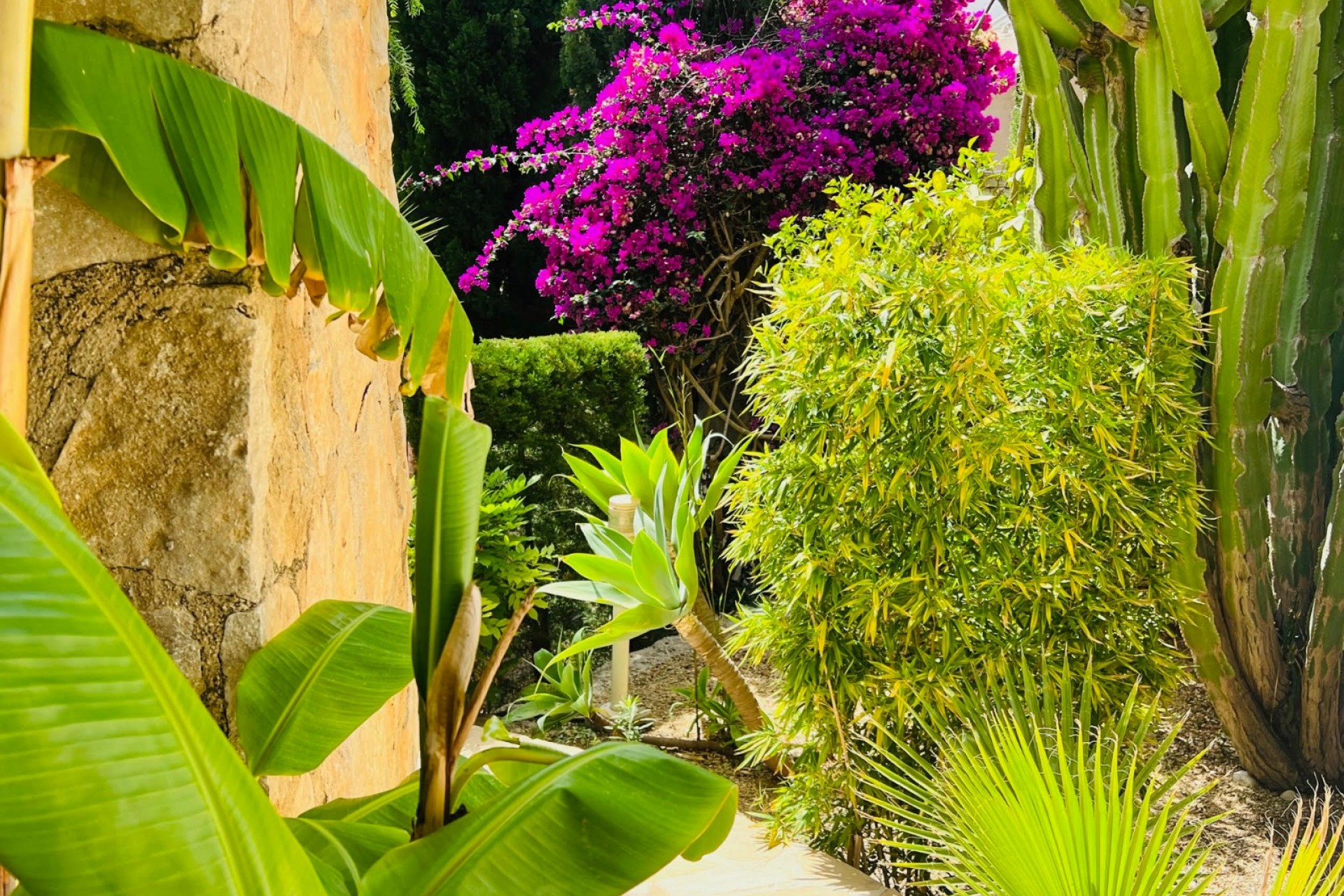 Sale - Villa -
Benissa - Montemar