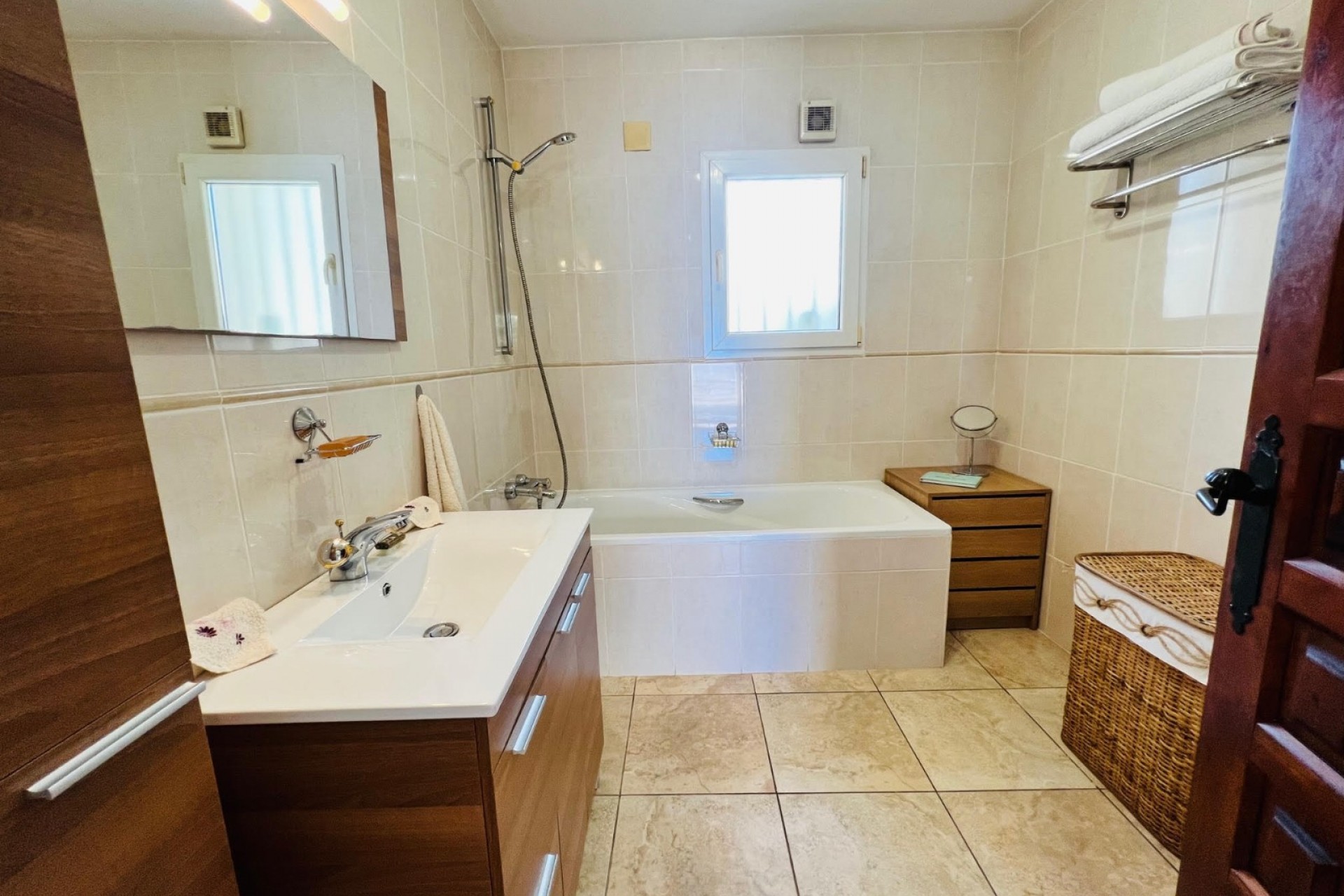 Sale - Villa -
Benissa - Montemar