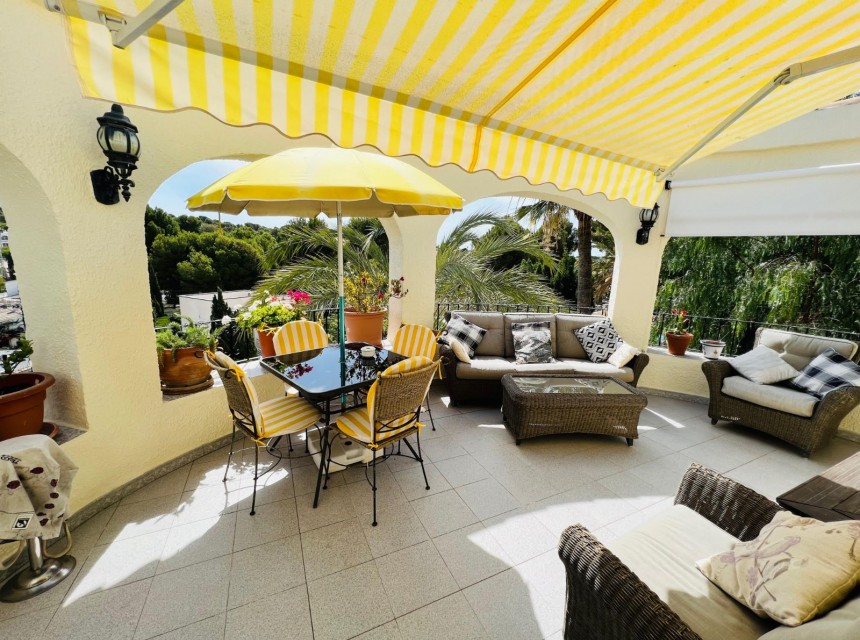 Sale - Villa -
Benissa - Montemar