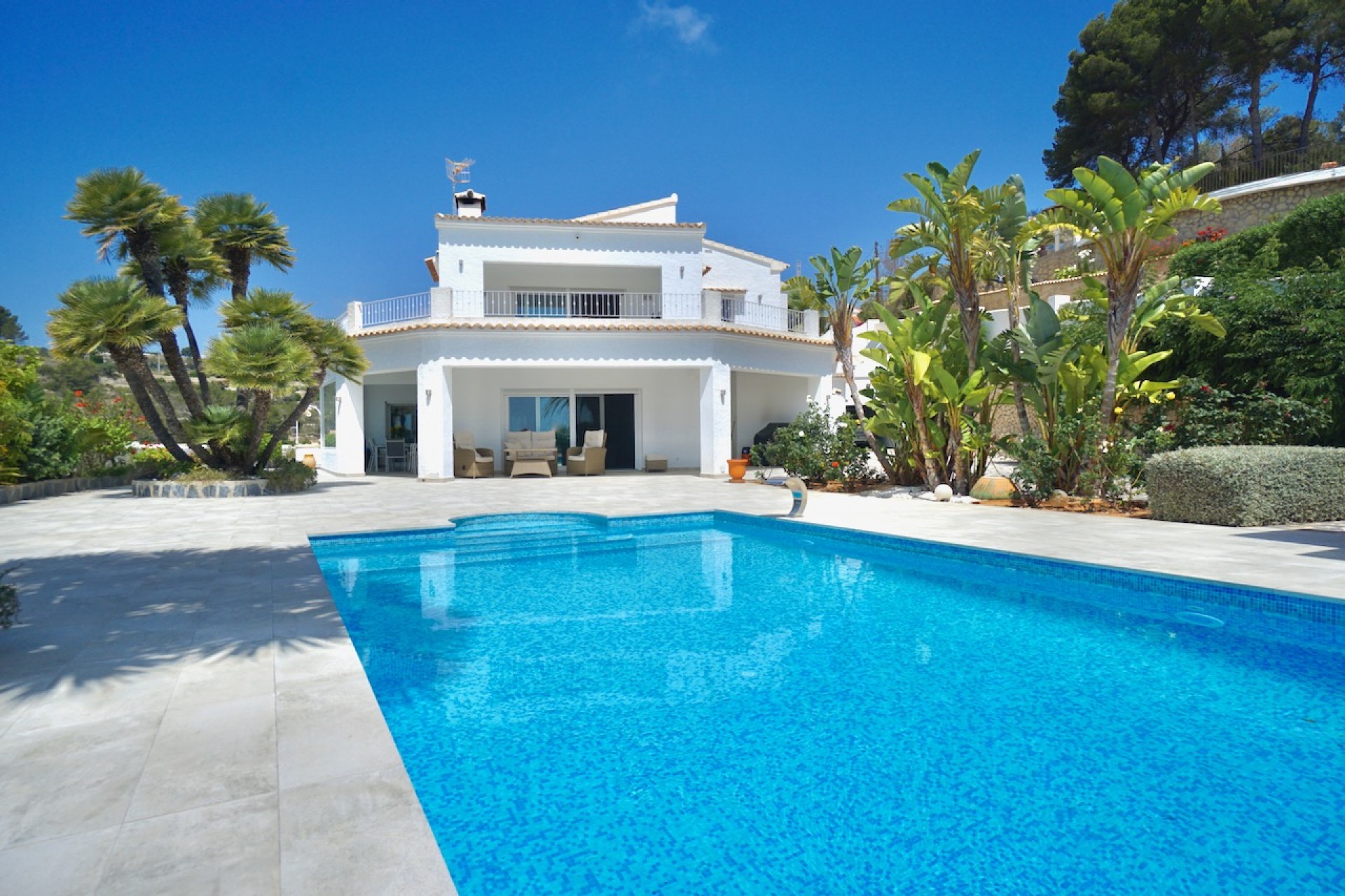 Sale - Villa -
Benissa - Montemar