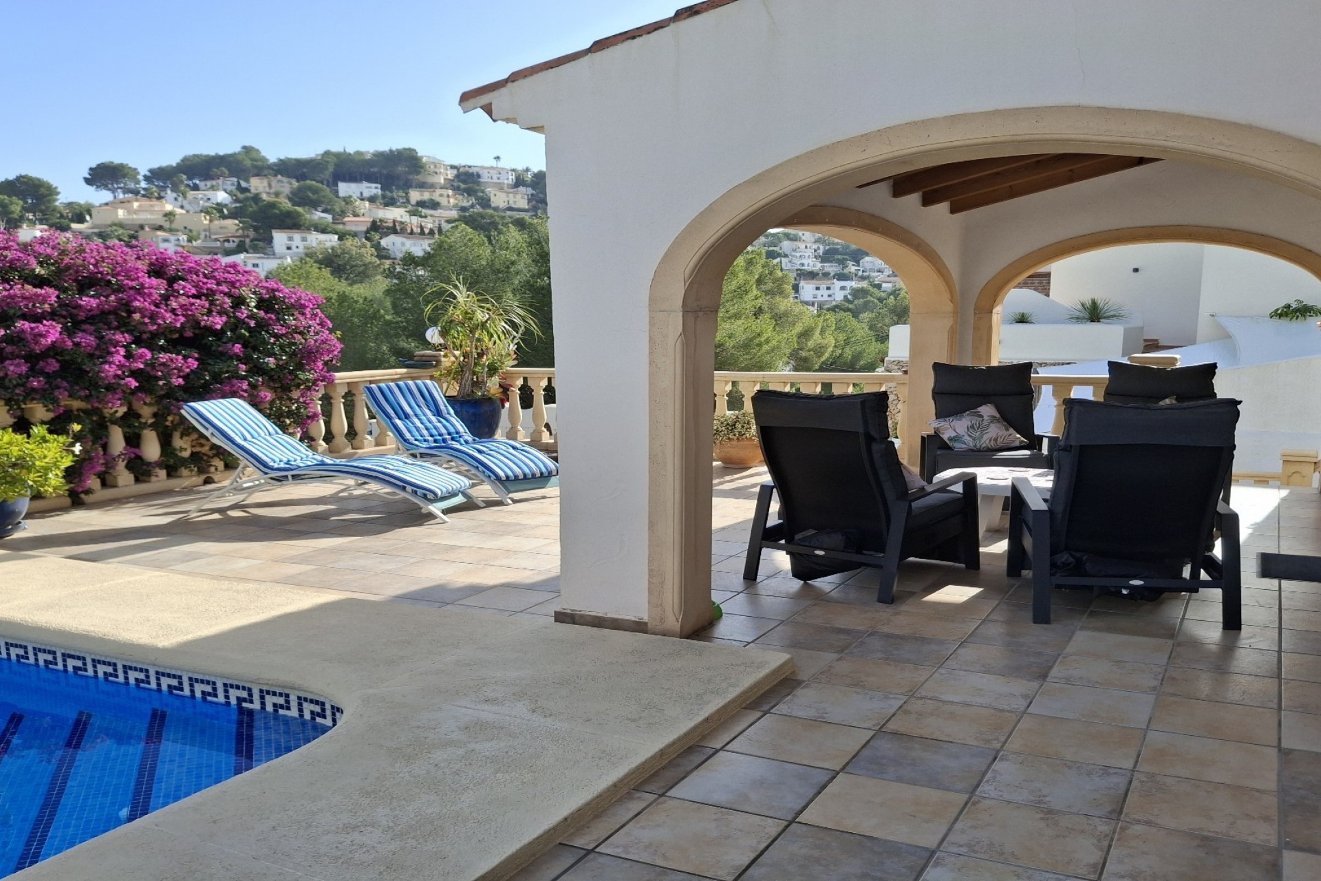 Sale - Villa -
Benissa - Montemar