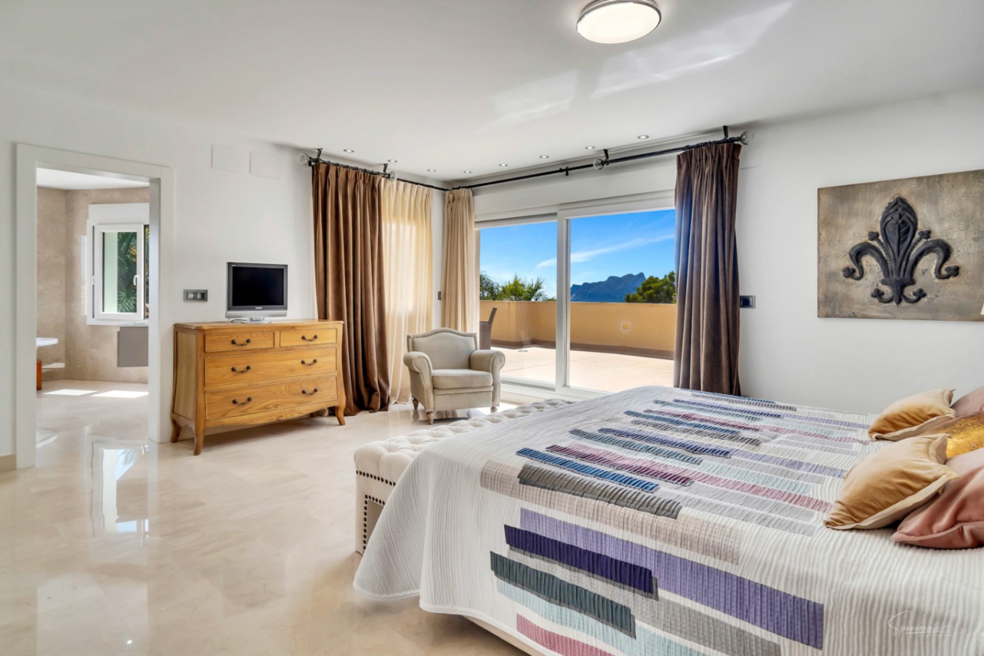 Sale - Villa -
Benissa