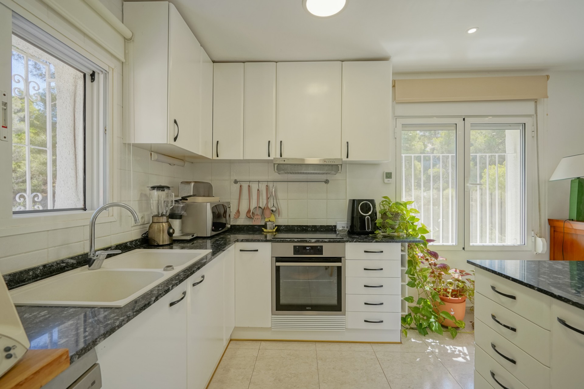 Sale - Villa -
Benissa