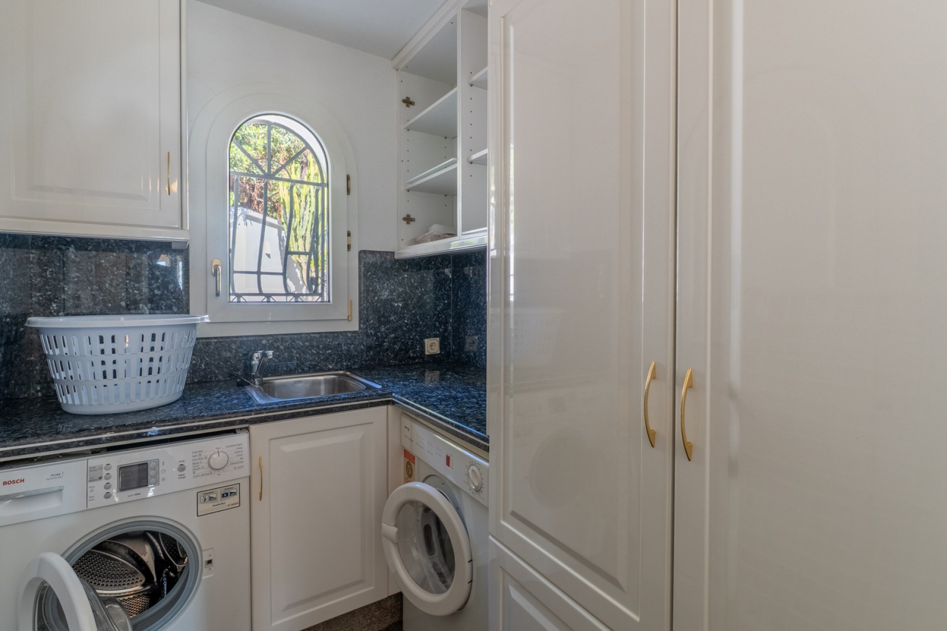 Sale - Villa -
Benissa