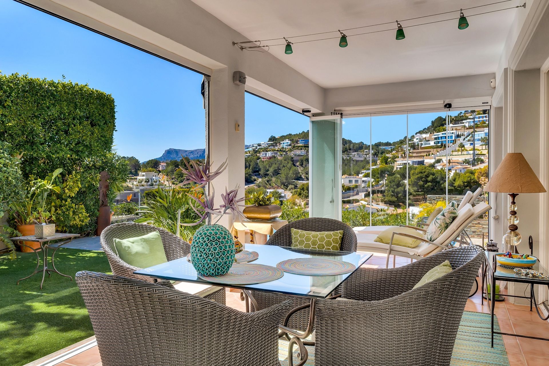 Sale - Villa -
Benissa