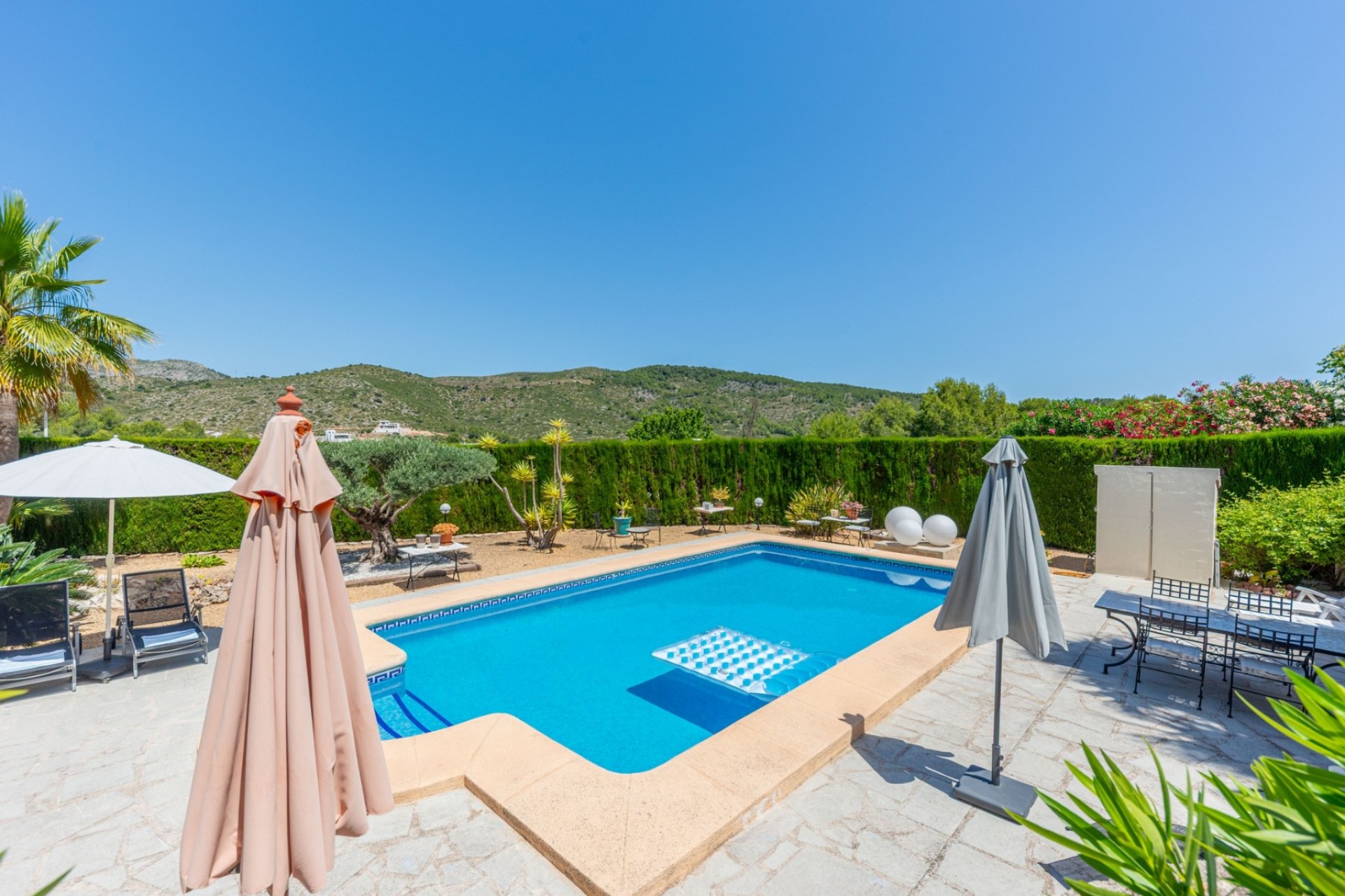Sale - Villa -
Benitachell - Los Molinos