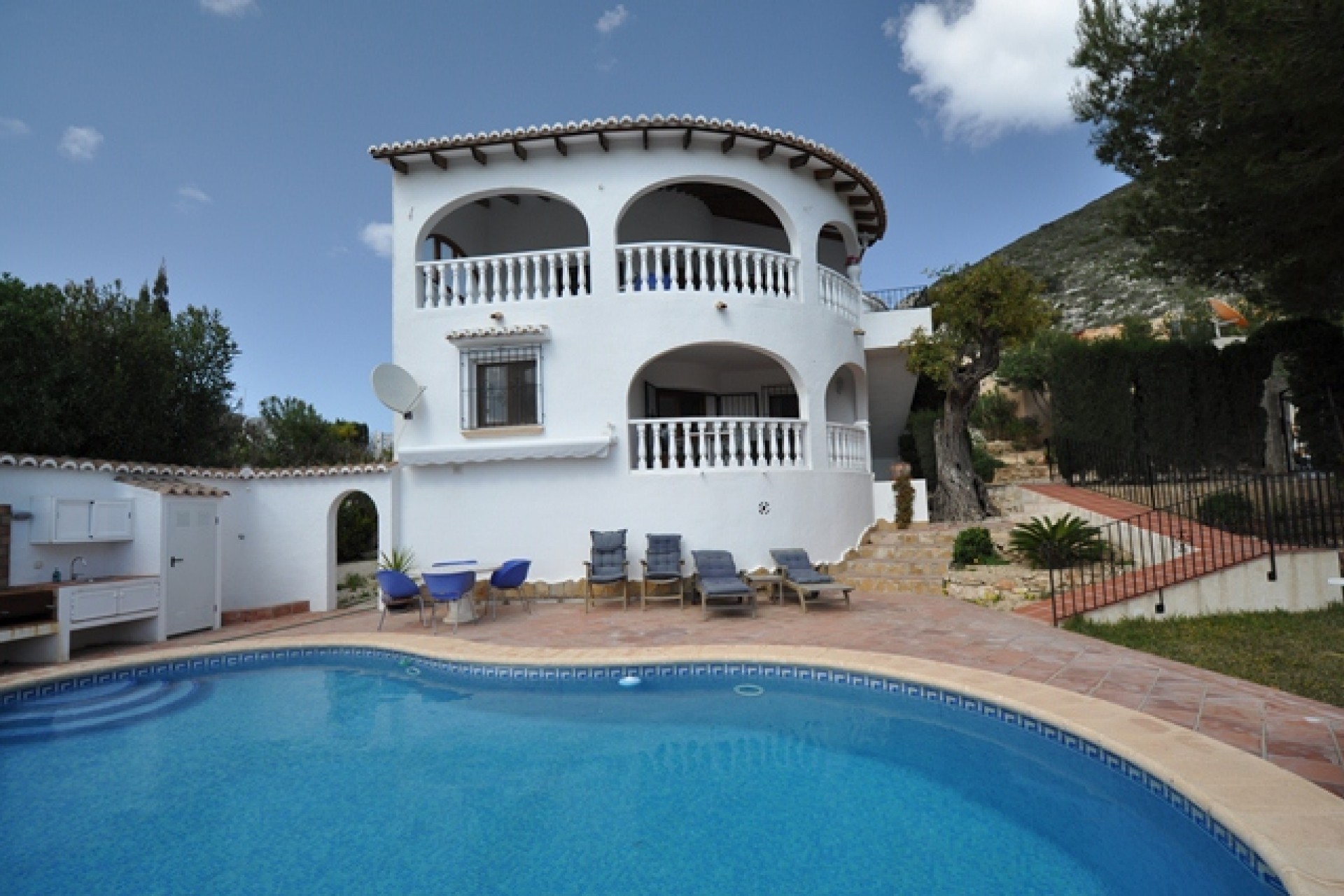 Sale - Villa -
Benitachell