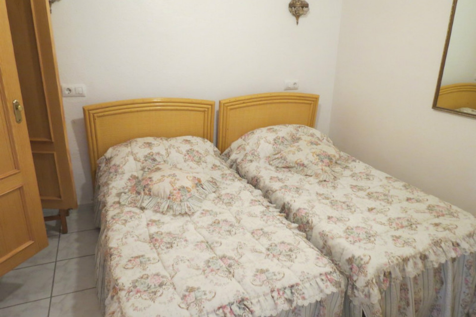 Sale - Villa -
Benitachell