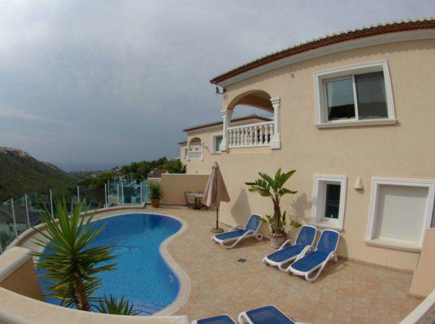 Sale - Villa -
Benitachell