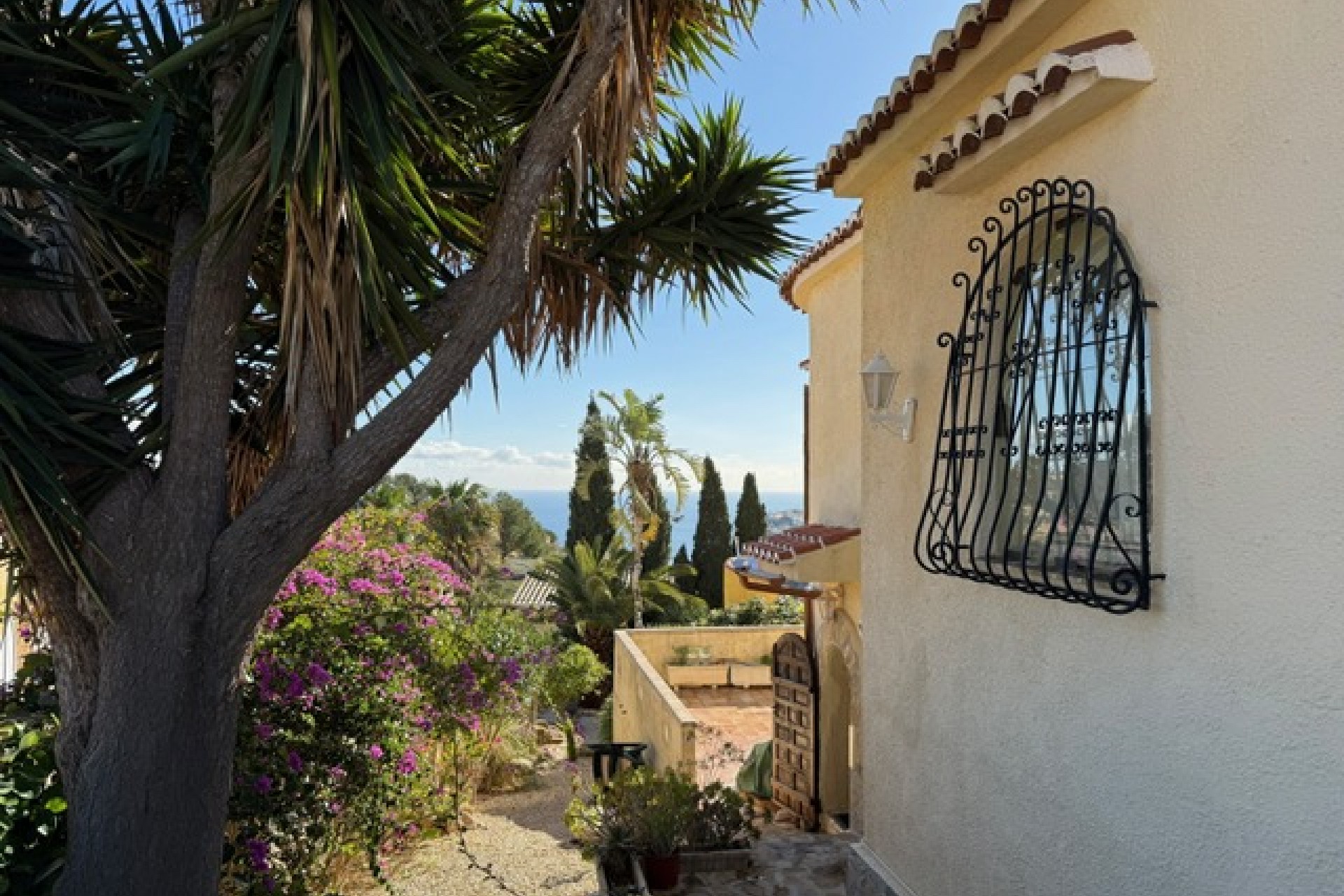 Sale - Villa -
Benitachell