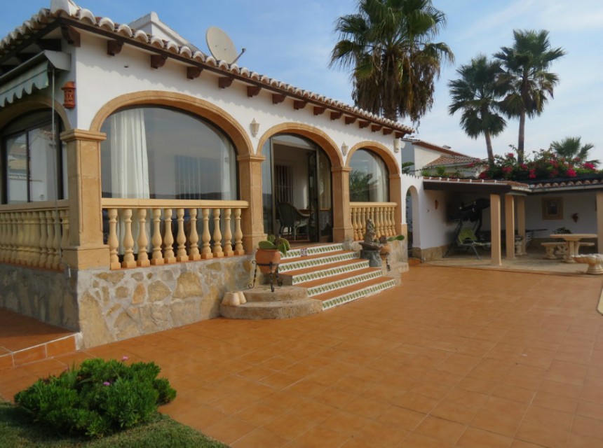 Sale - Villa -
Benitachell
