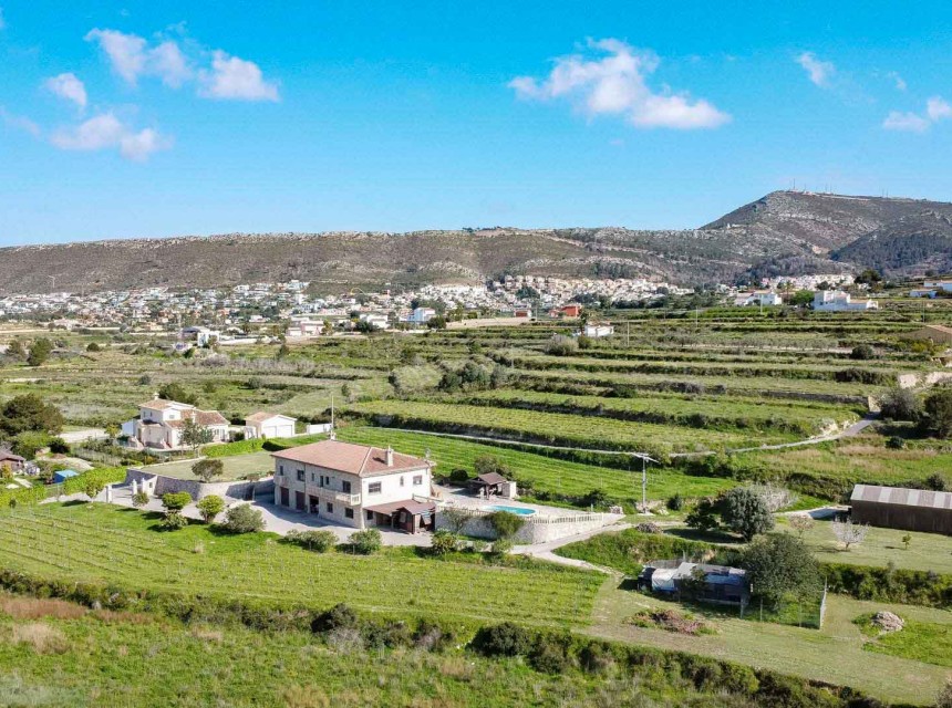 Sale - Villa -
Benitachell