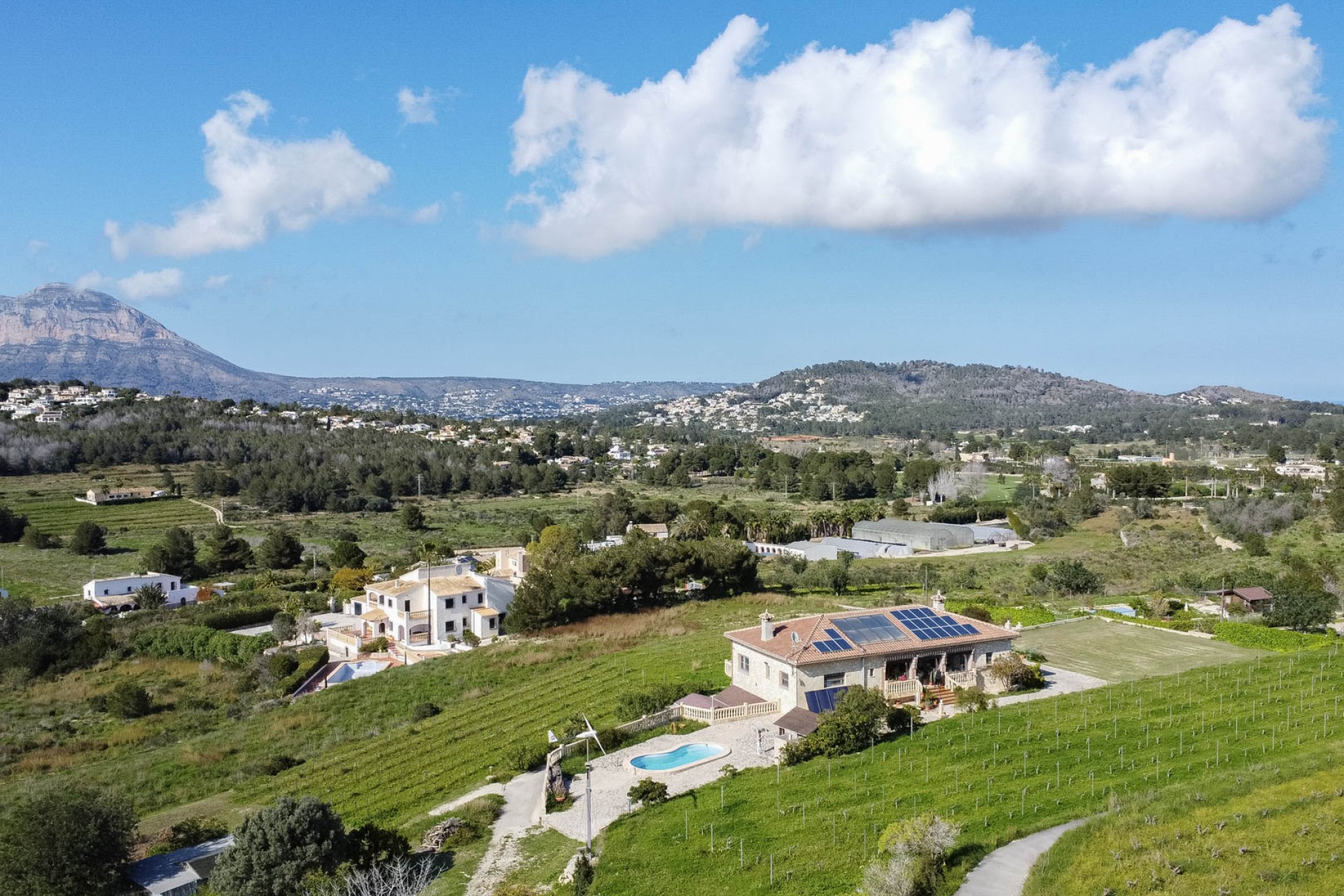 Sale - Villa -
Benitachell