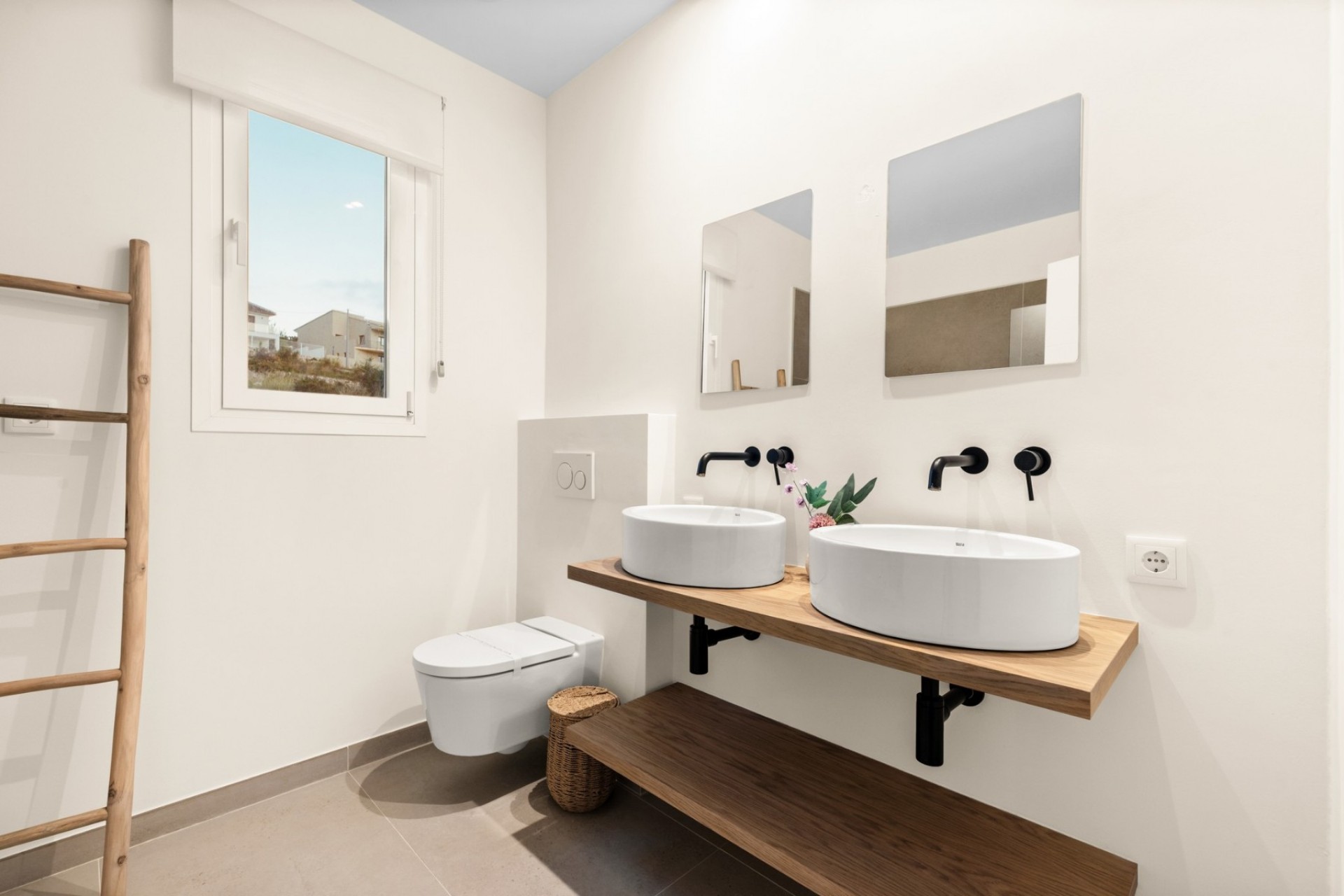 Sale - Villa -
Benitachell