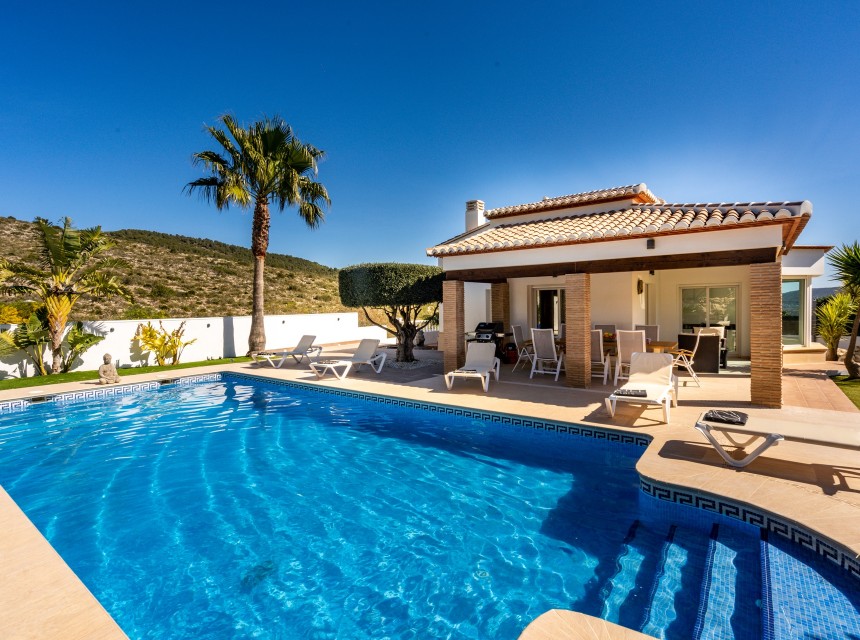 Sale - Villa -
Benitachell
