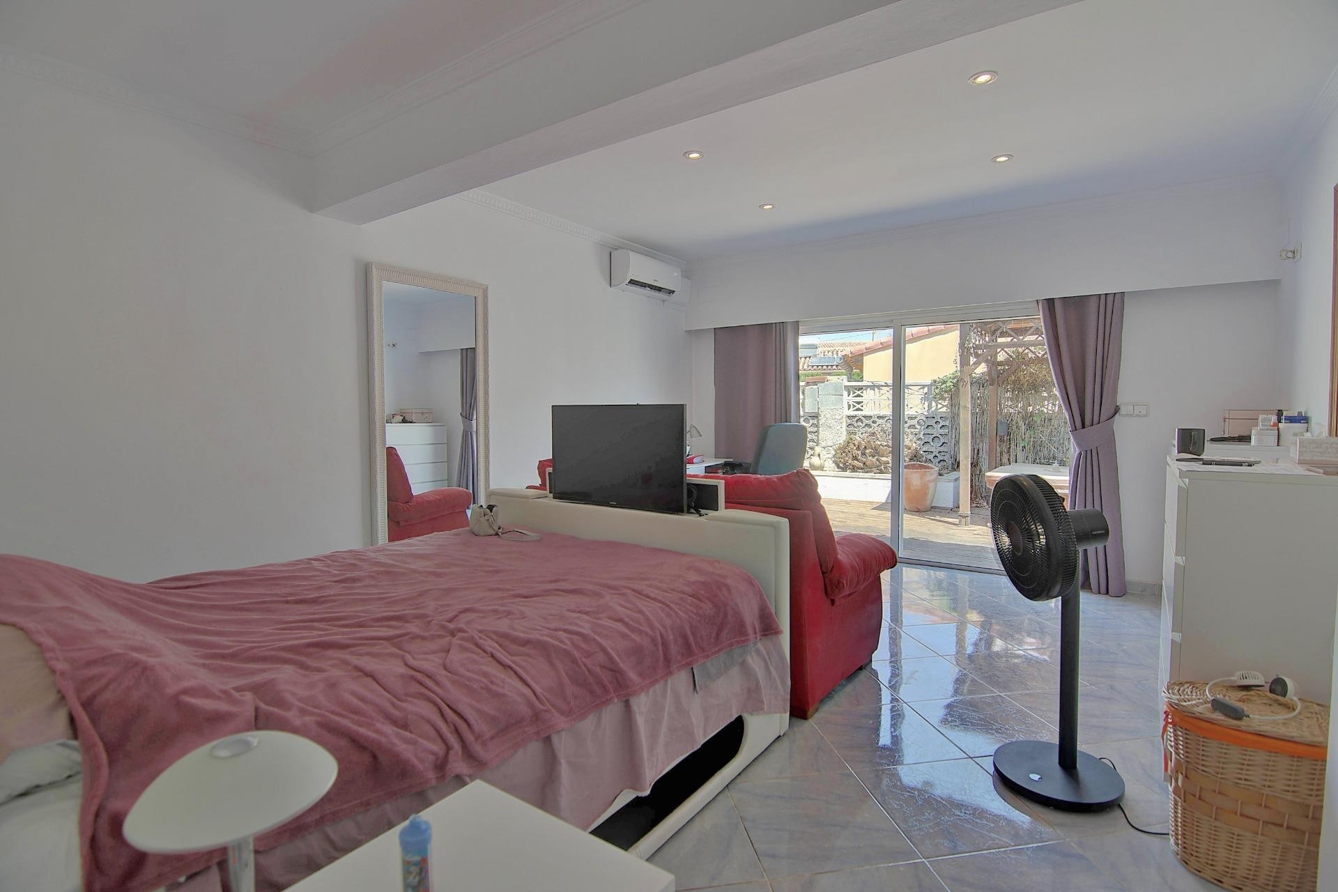 Sale - Villa -
Calpe - Benicolada