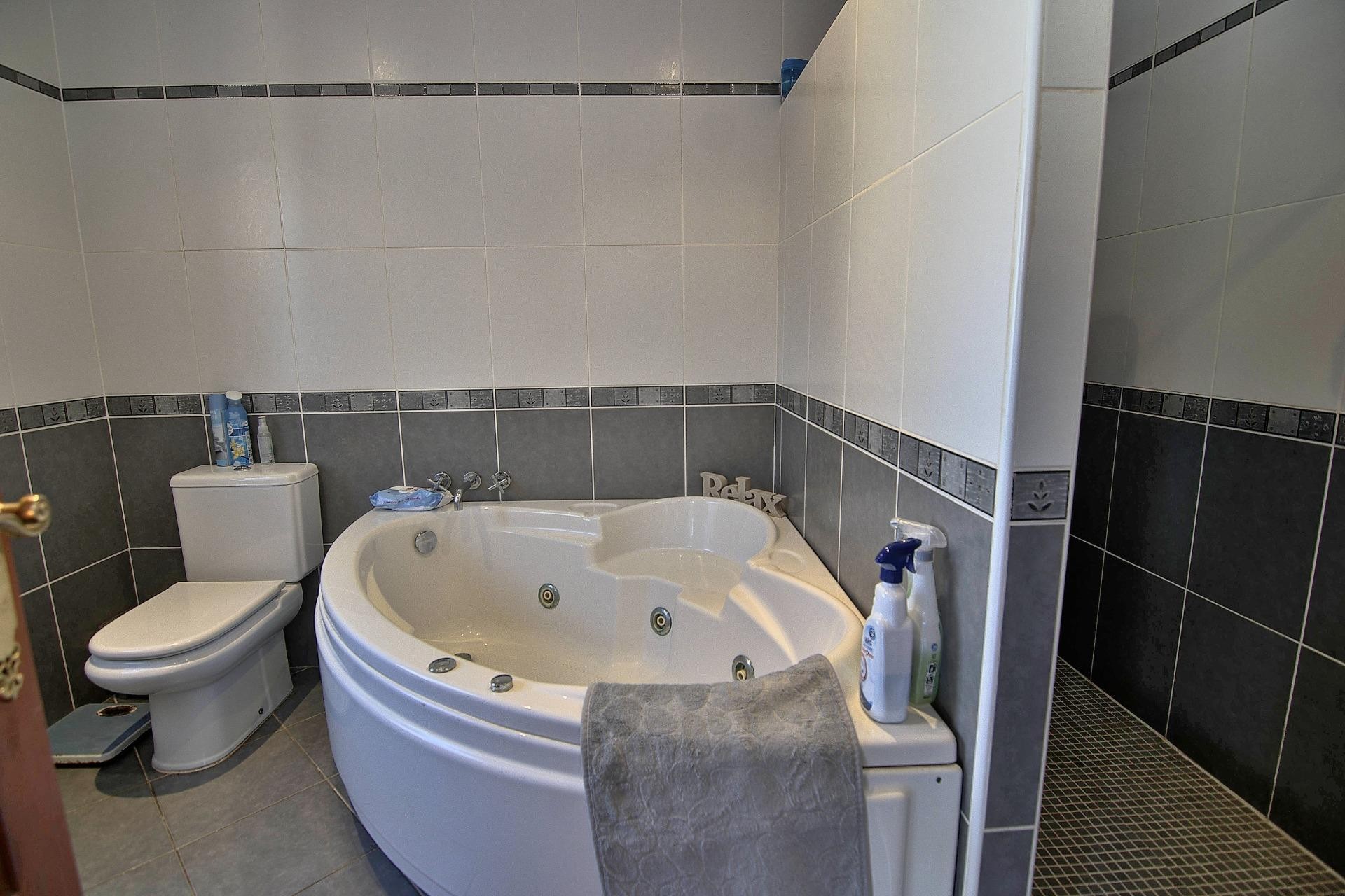Sale - Villa -
Calpe - Benicolada