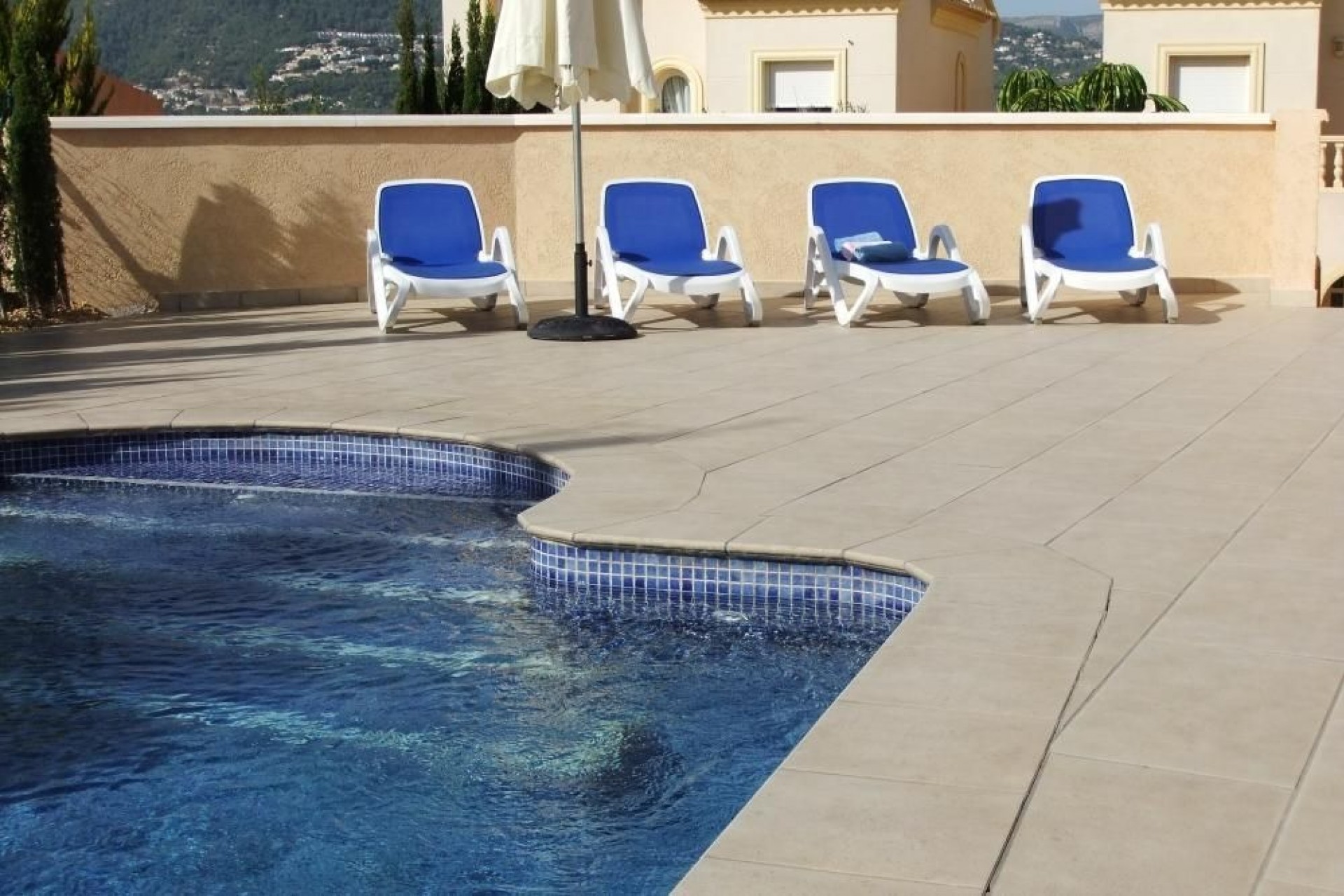 Sale - Villa -
Calpe - Casanova