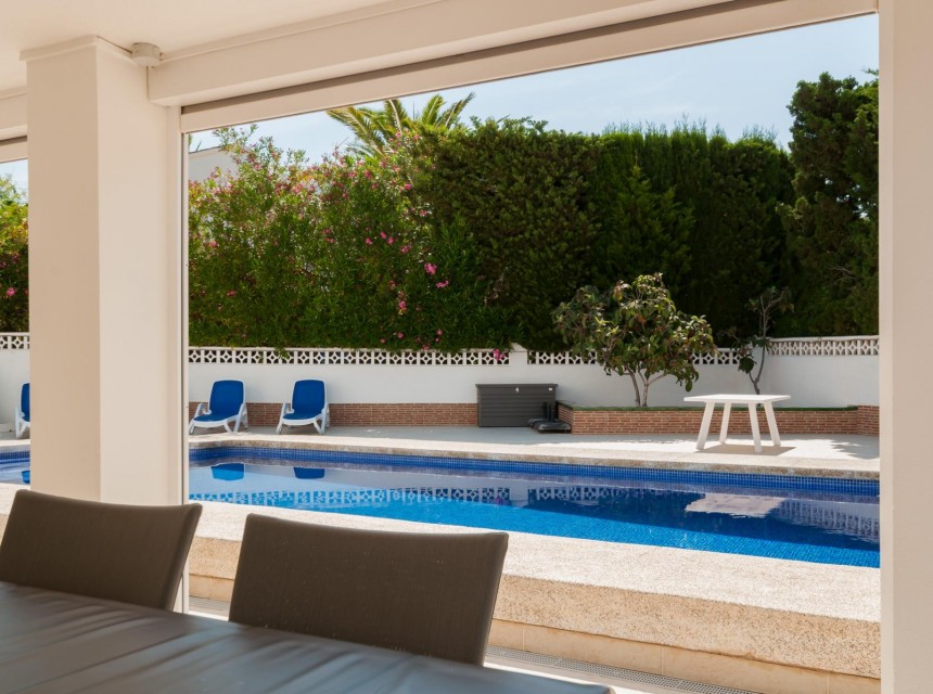 Sale - Villa -
Calpe - Cometa-Carrió