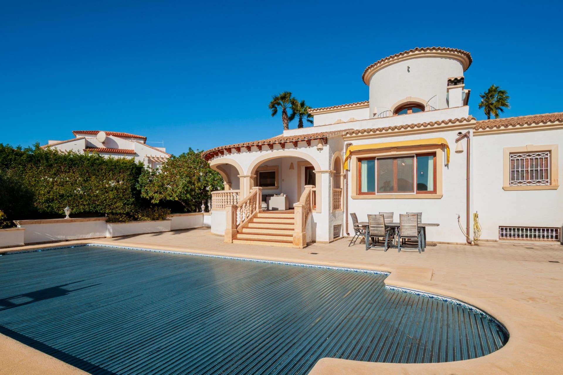 Sale - Villa -
Calpe - Cometa