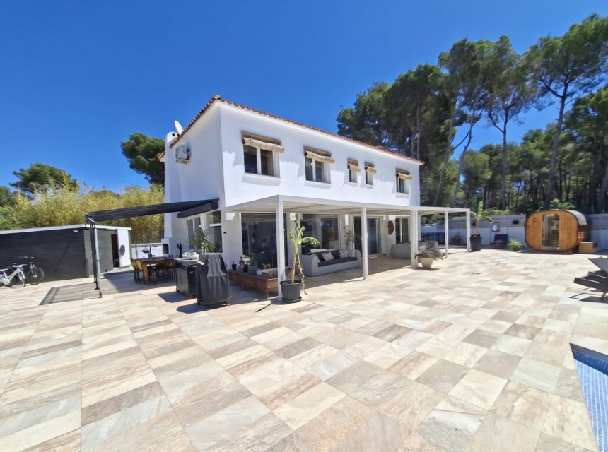 Sale - Villa -
Calpe - Cometa