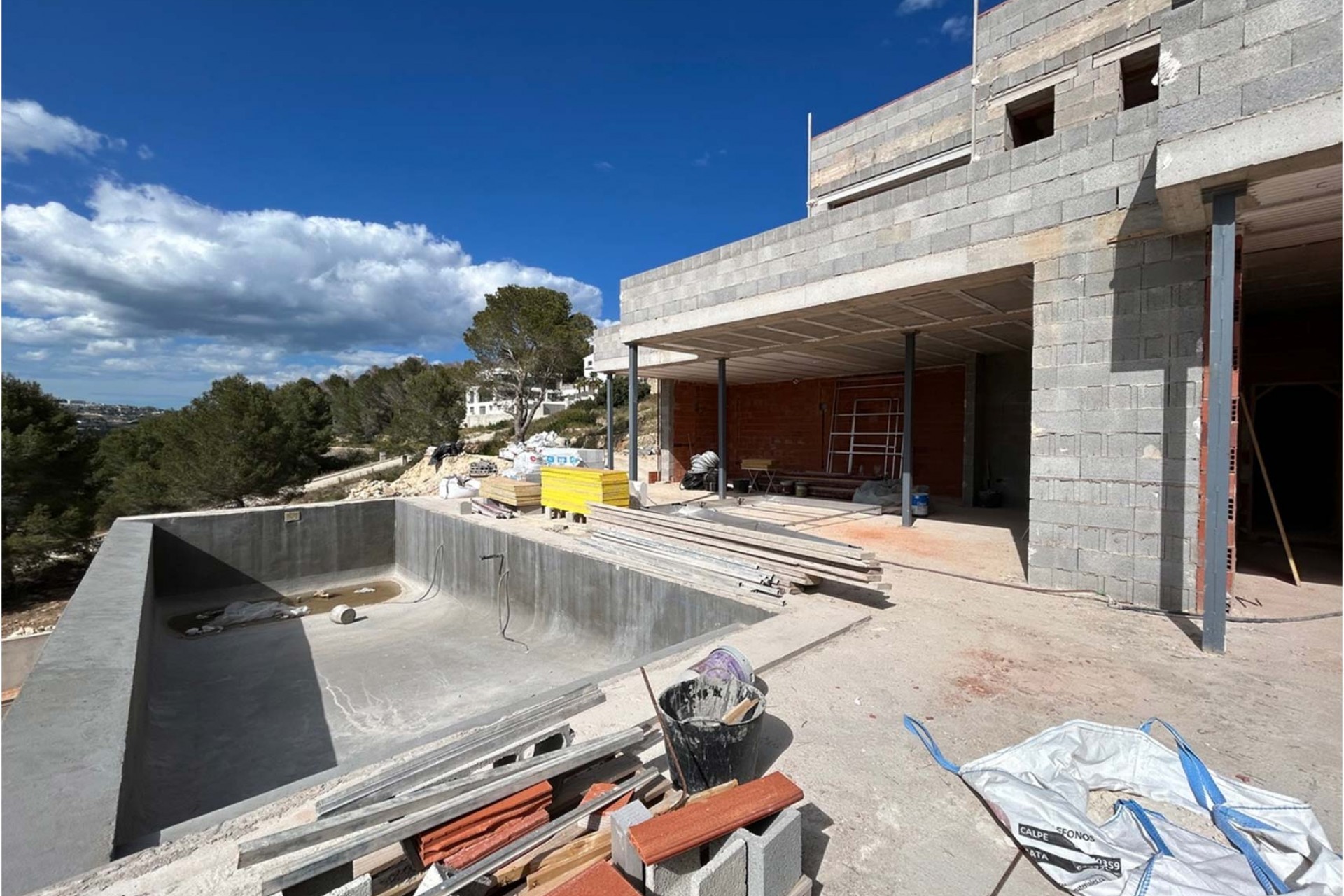 Sale - Villa -
Calpe - Empedrola