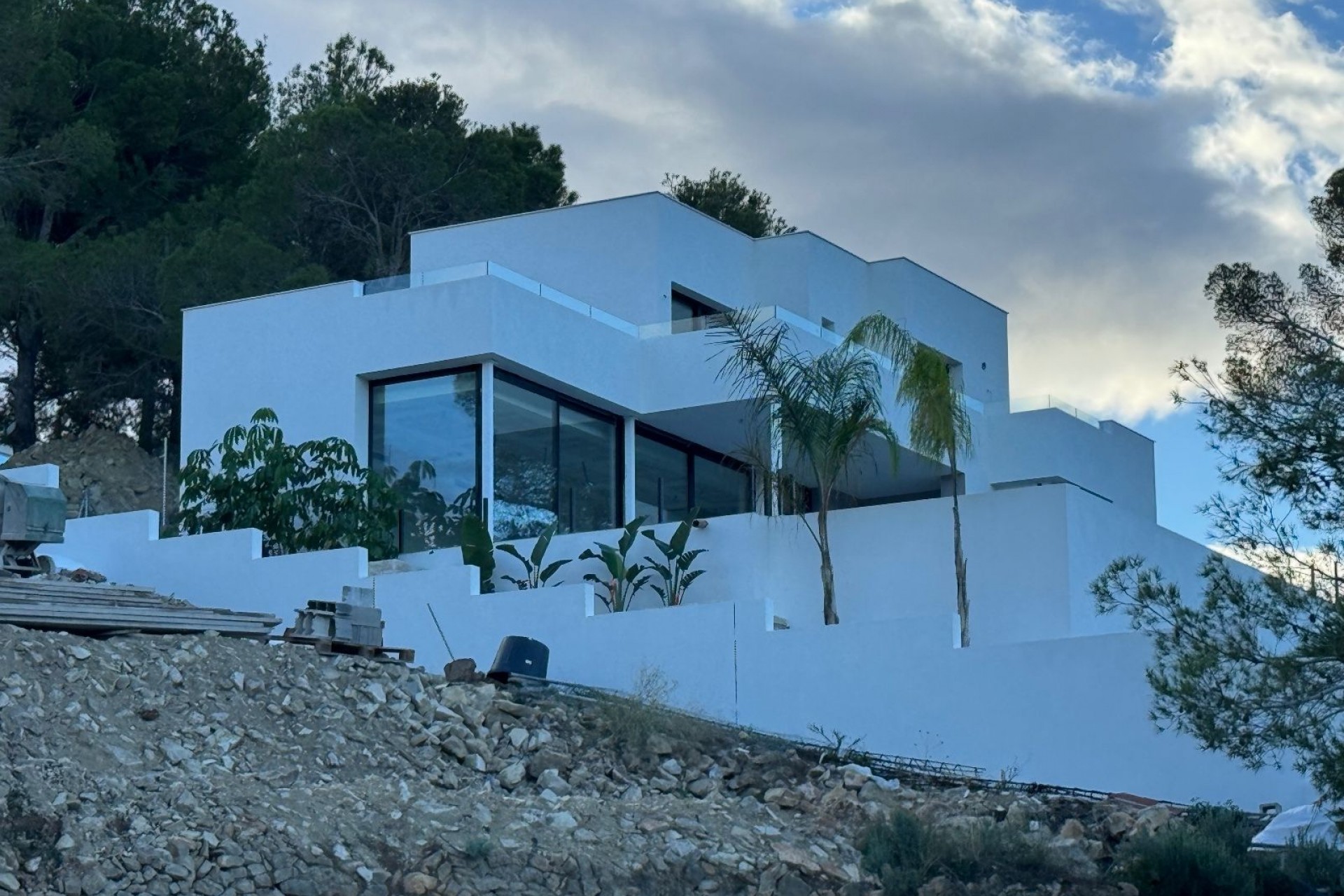 Sale - Villa -
Calpe - Empedrola