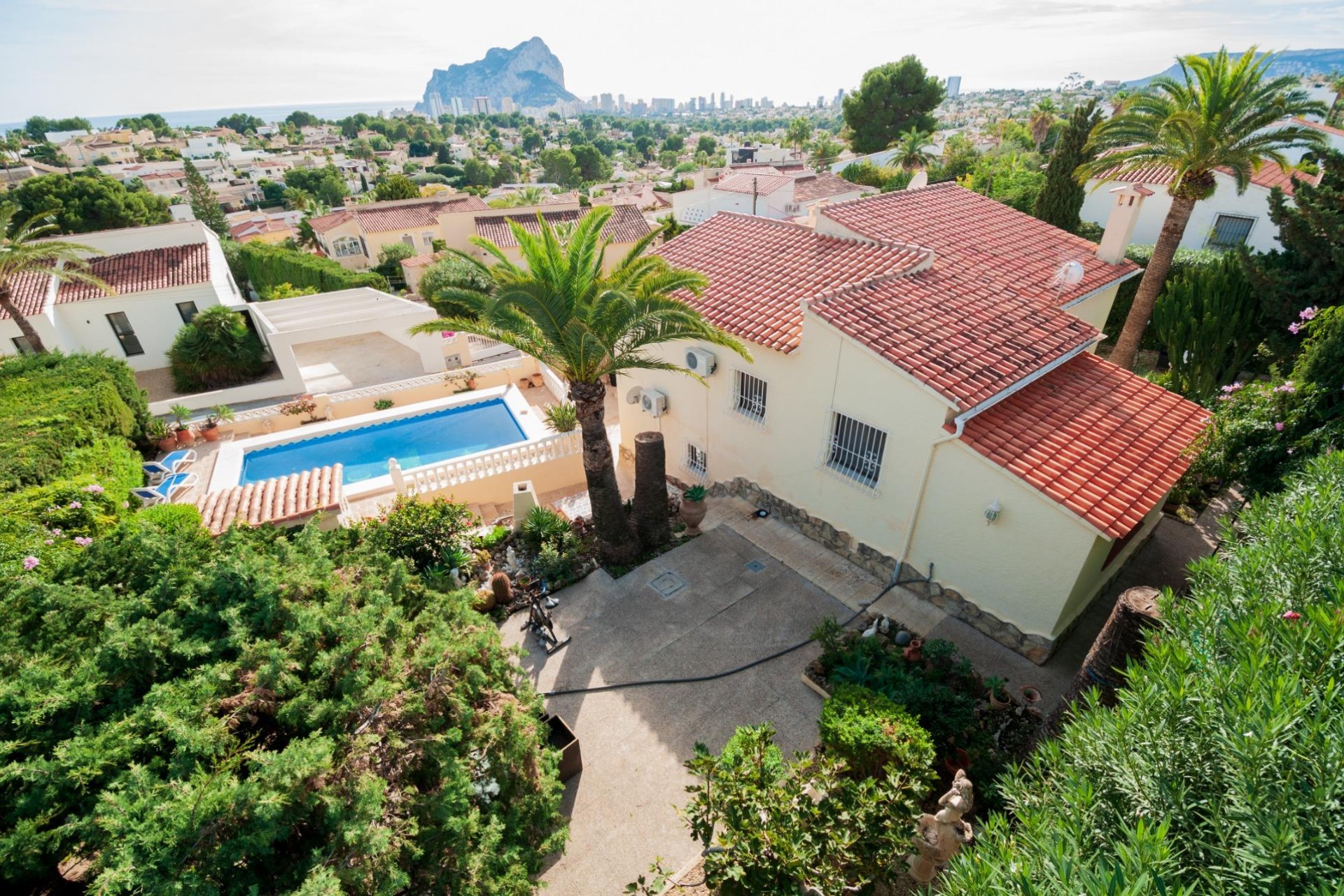 Sale - Villa -
Calpe - Gran Sol