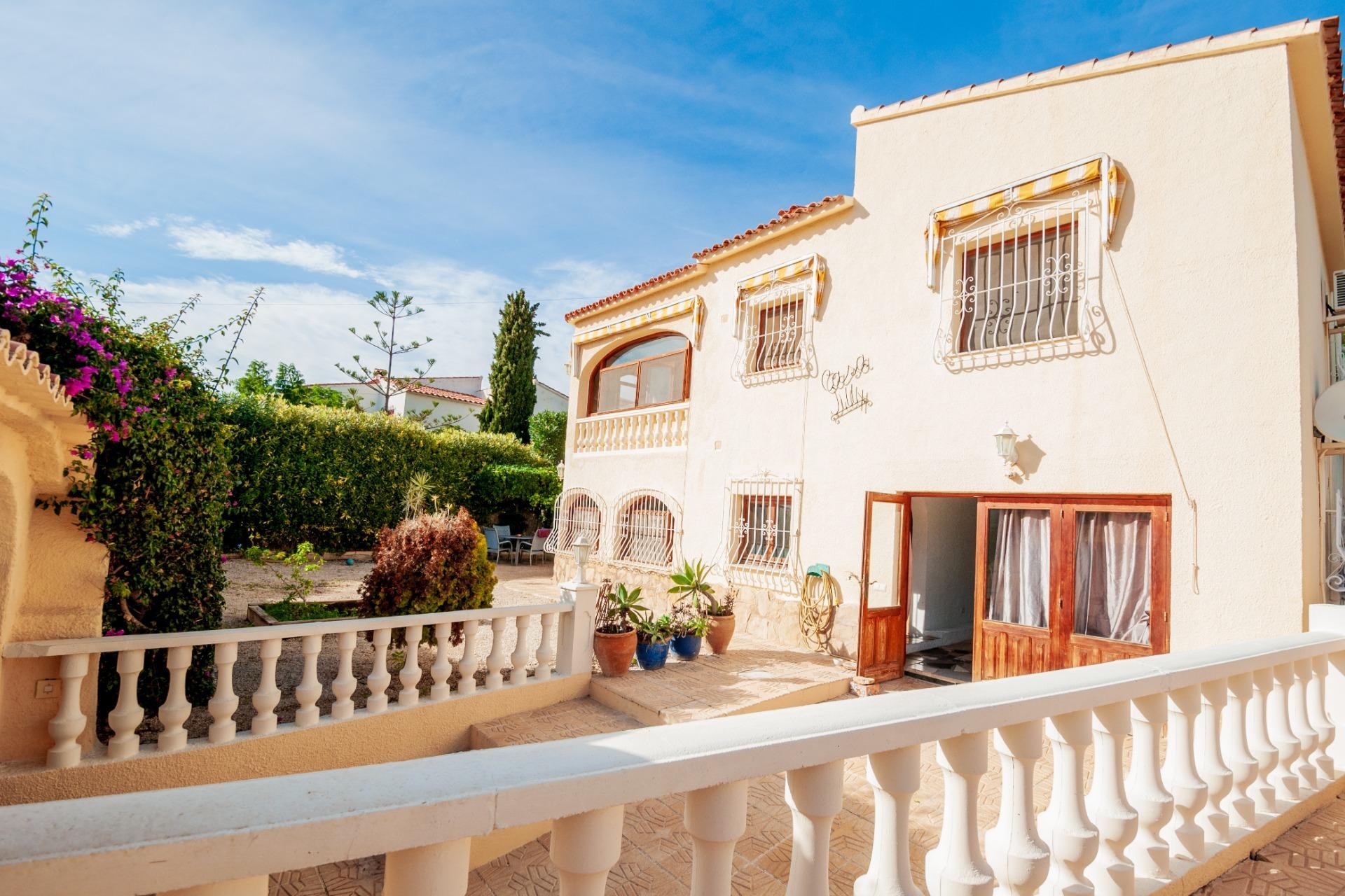 Sale - Villa -
Calpe - Gran Sol