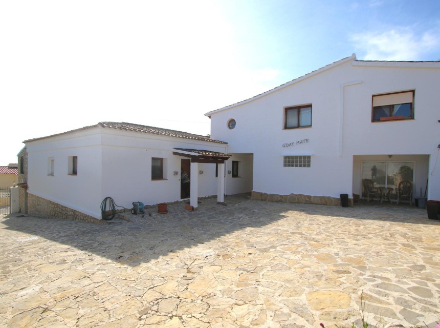 Sale - Villa -
Calpe - Ortenbach