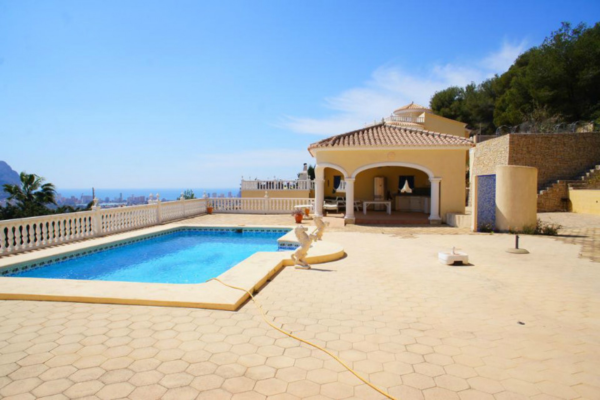 Sale - Villa -
Calpe