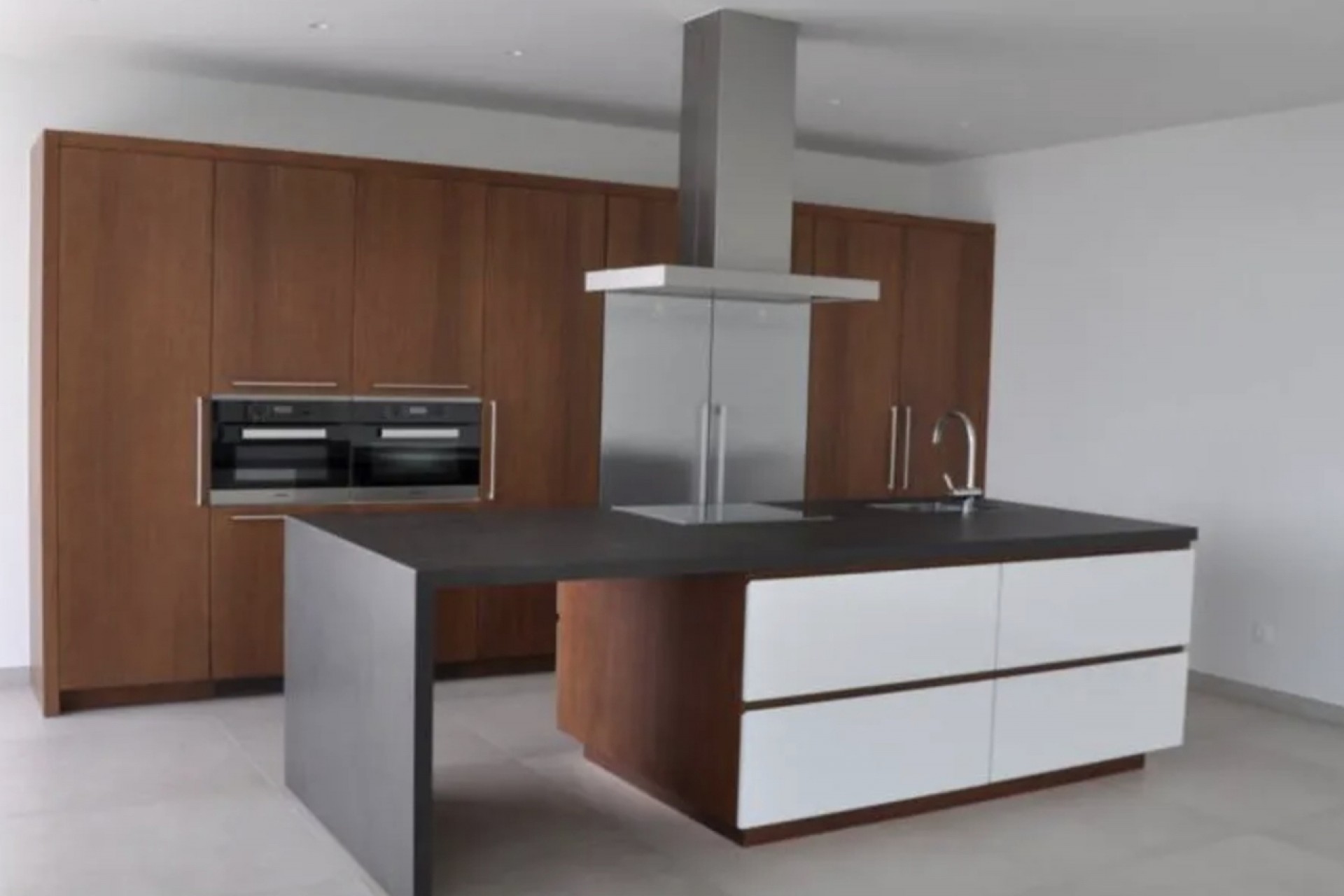 Sale - Villa -
Calpe