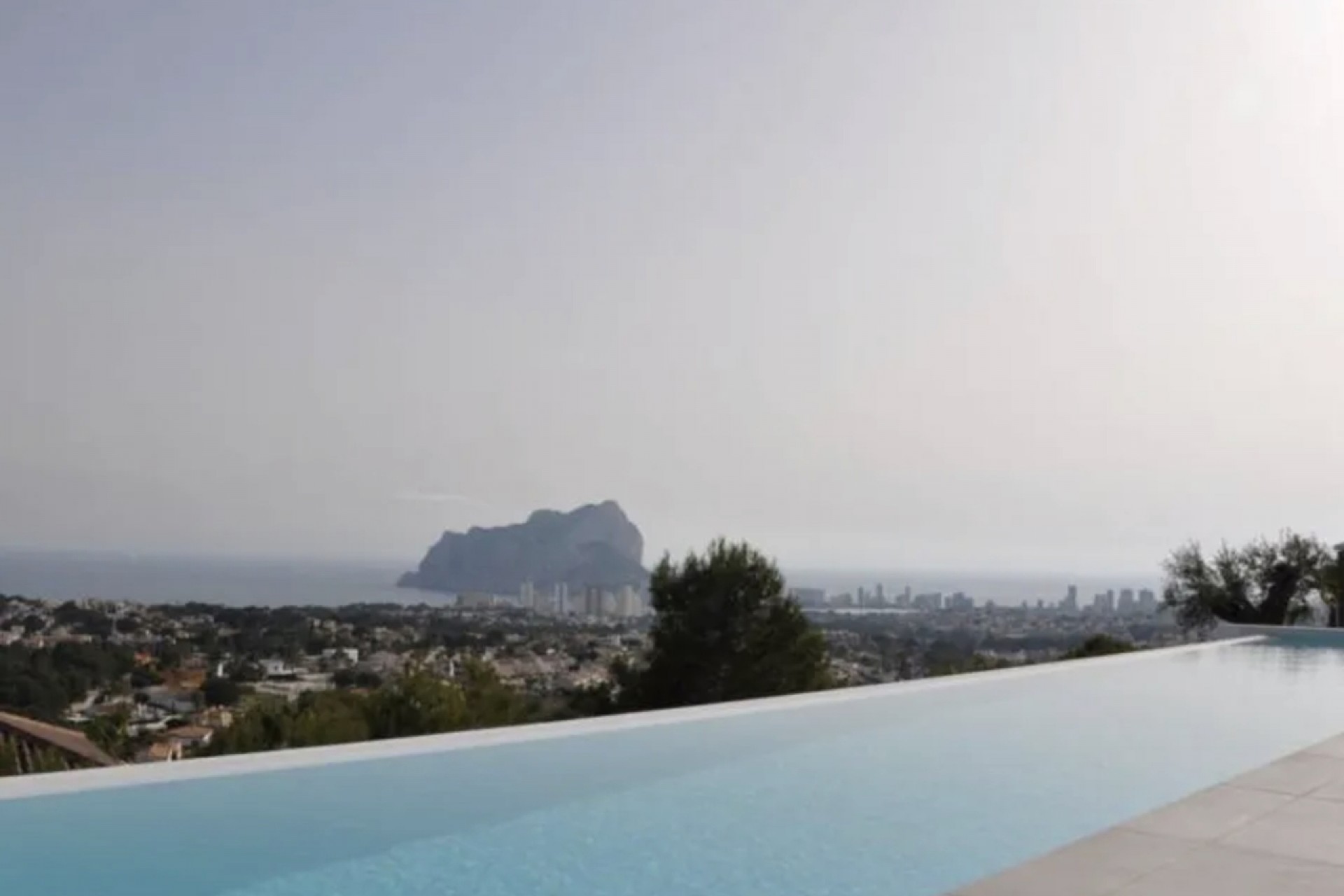 Sale - Villa -
Calpe
