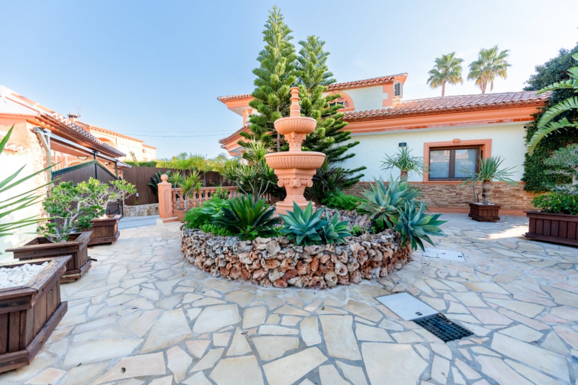 Sale - Villa -
Calpe