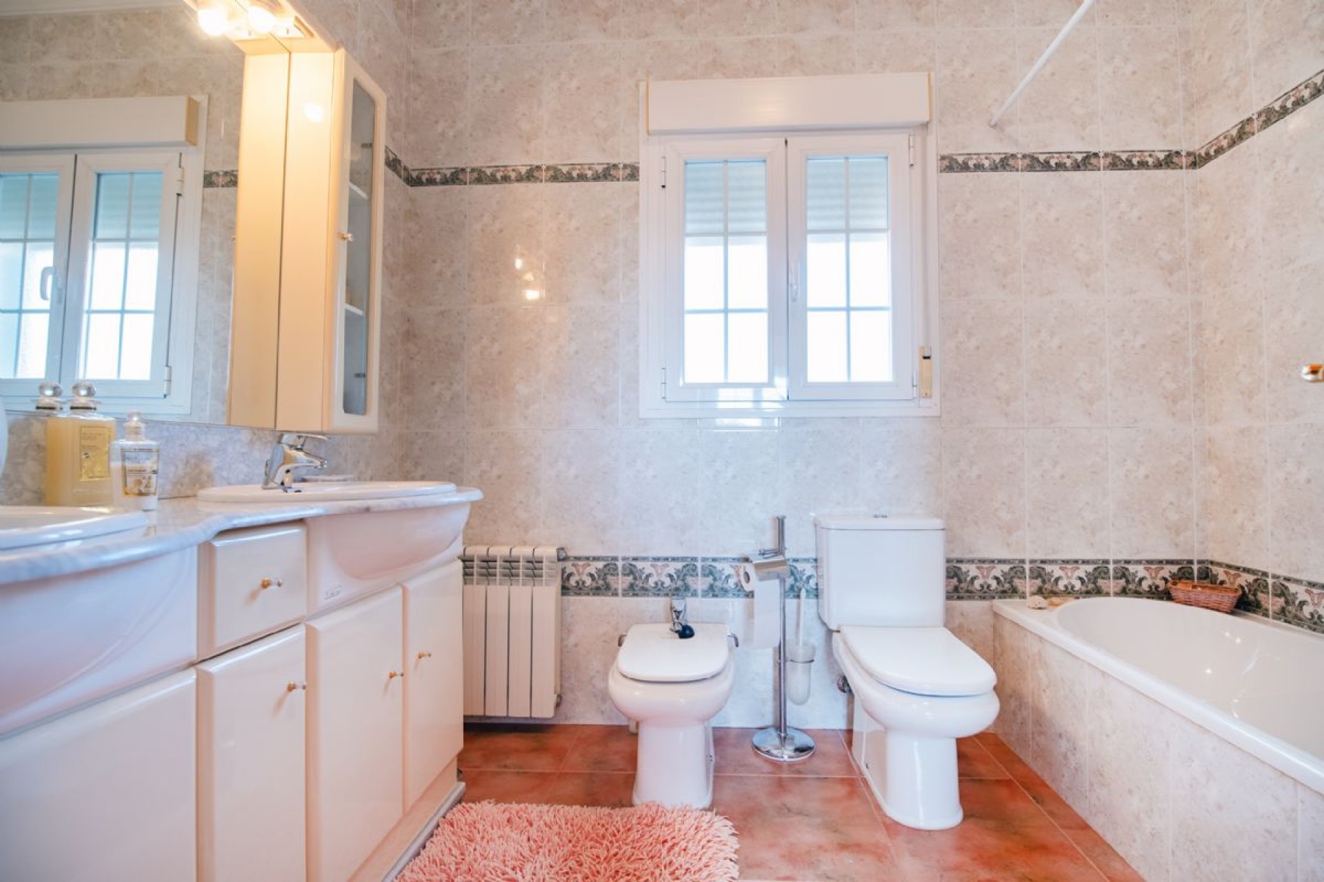 Sale - Villa -
Calpe