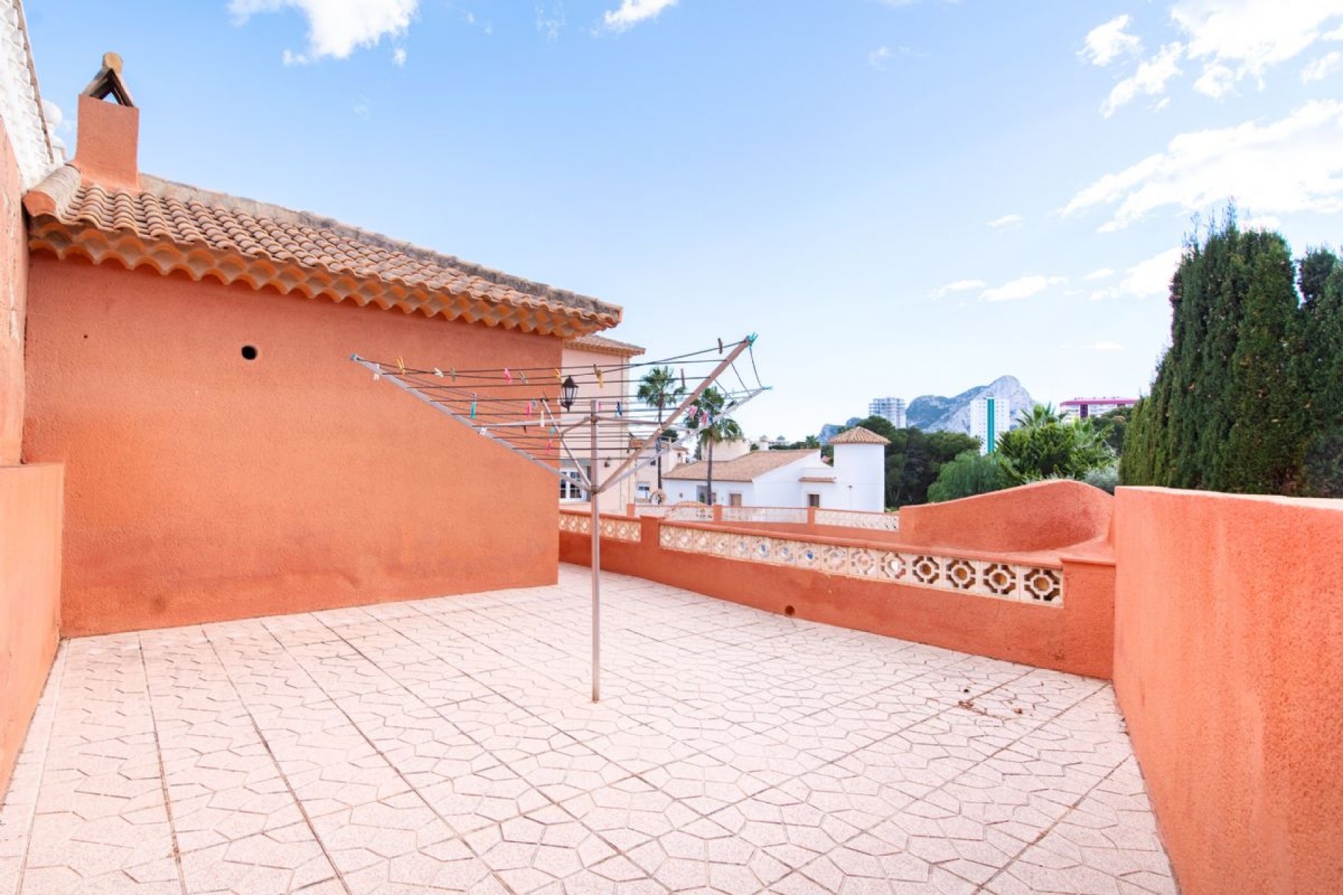 Sale - Villa -
Calpe