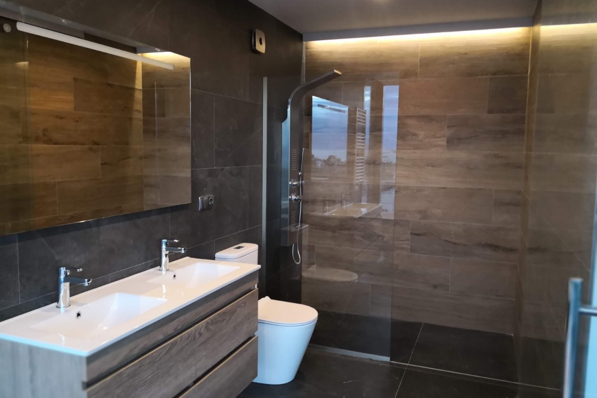 Sale - Villa -
Calpe