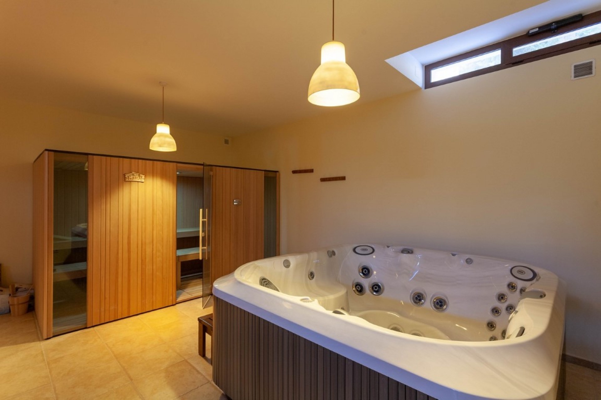 Sale - Villa -
Calpe