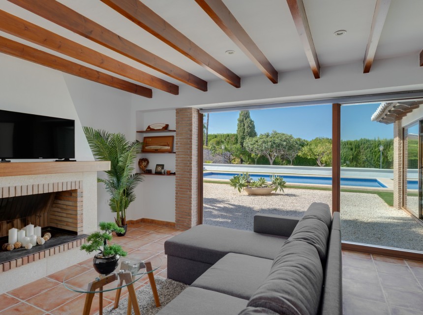 Sale - Villa -
Calpe