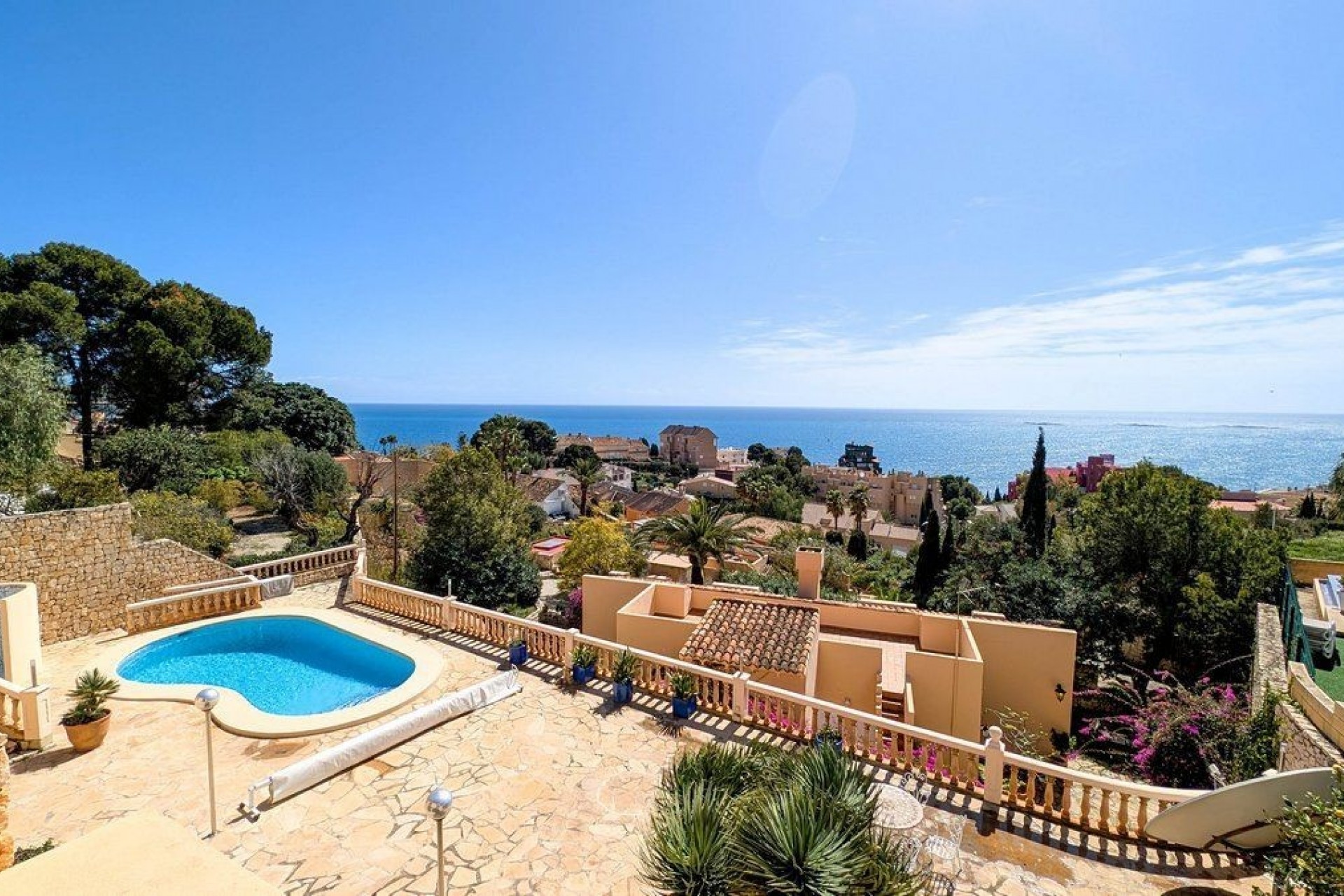 Sale - Villa -
Calpe