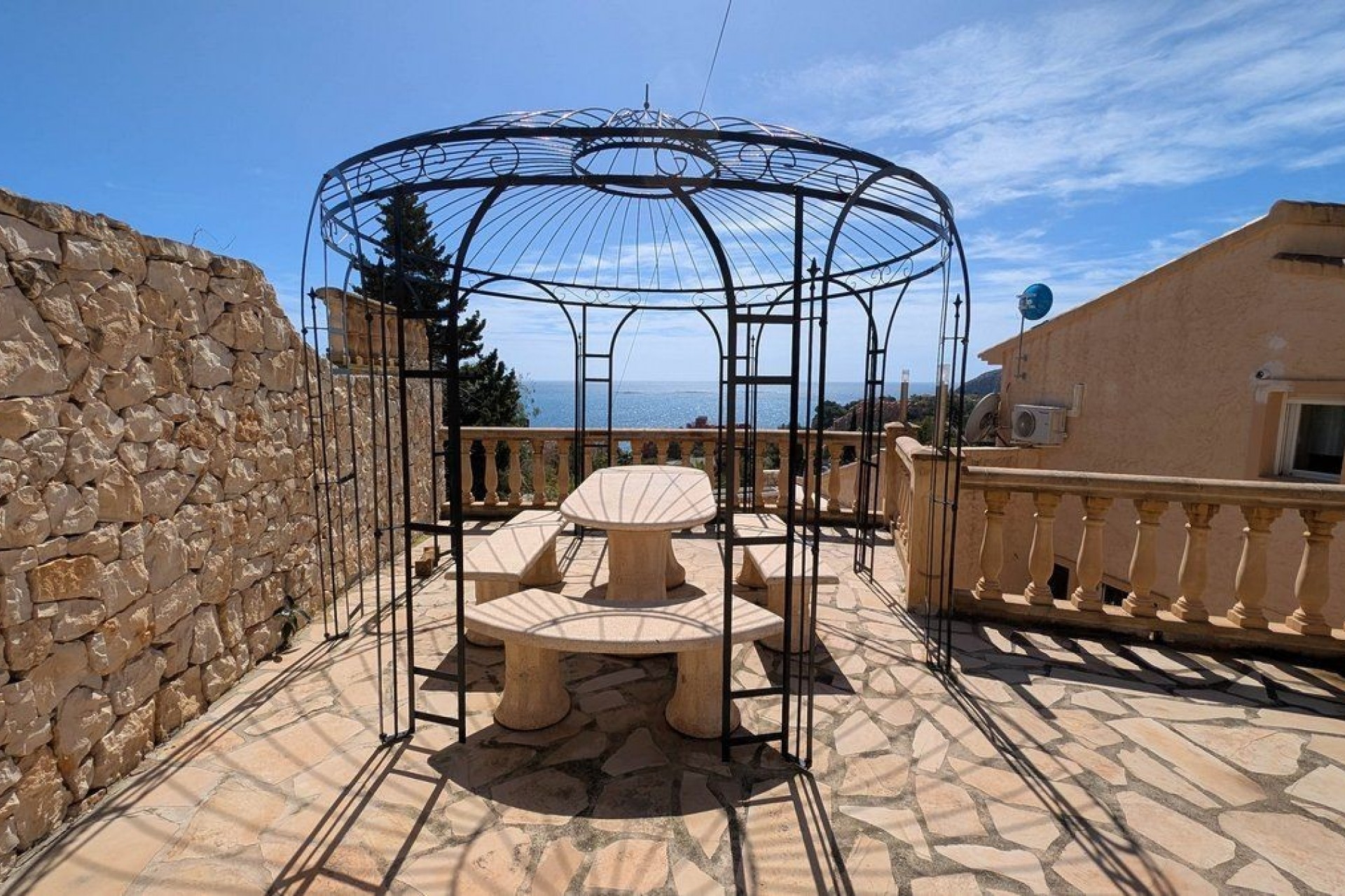 Sale - Villa -
Calpe