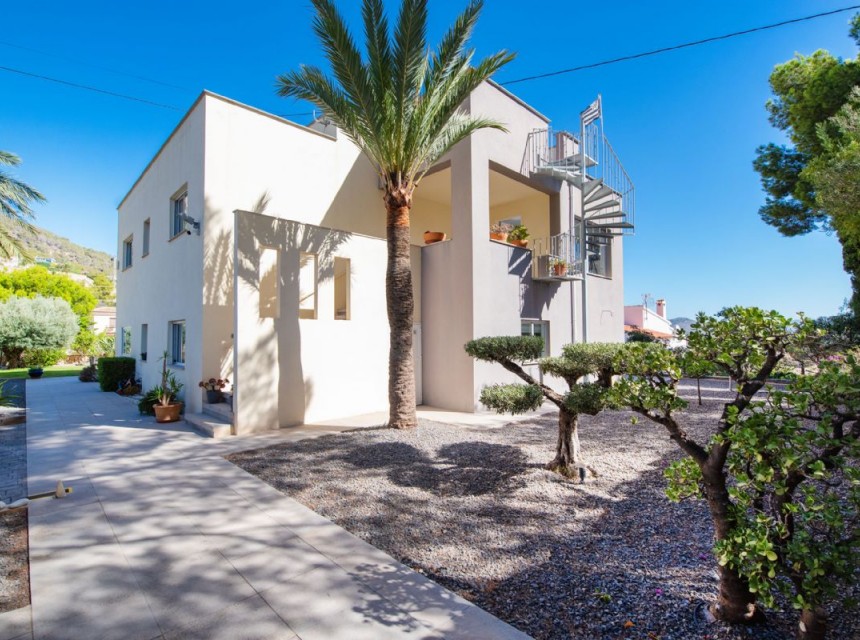 Sale - Villa -
Calpe